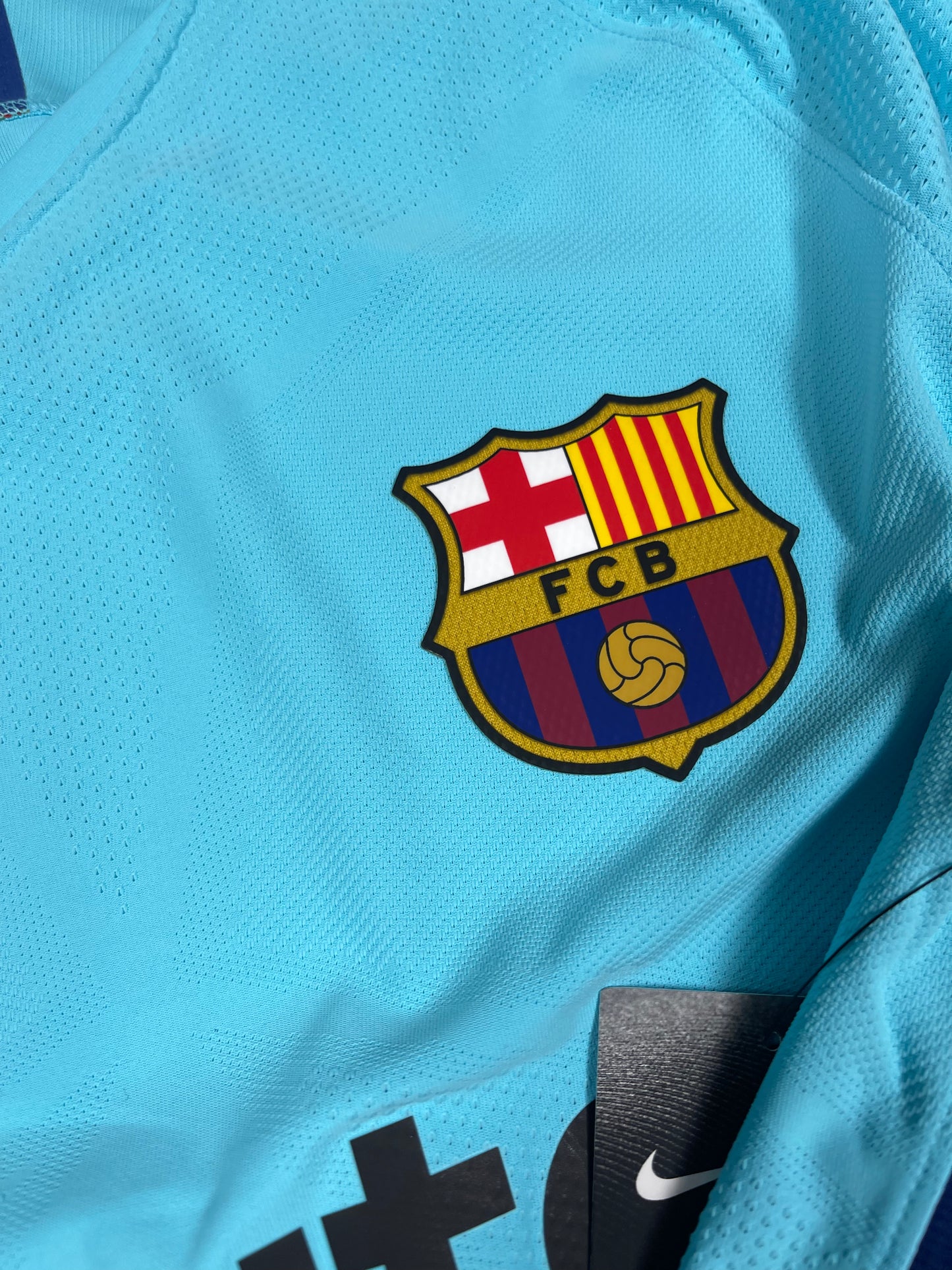 Authentic New FC Barcelona Nike Aeroswift Player's Edition / Issue Away Football Shirt 2017-2018 Short Sleeves BNWT Deadstock Size M Vivid Blue Rakuten Unicef