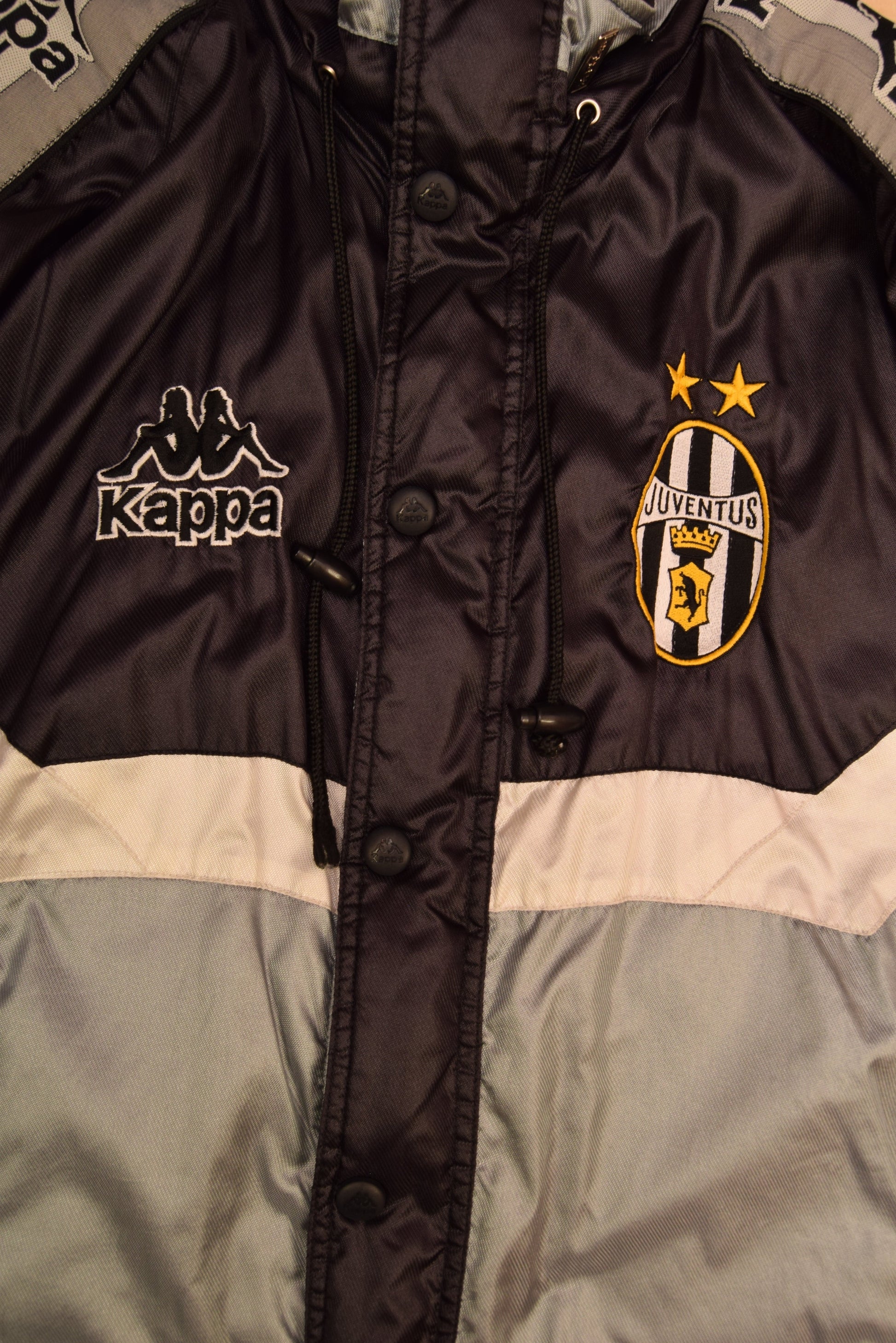 Juventus Kappa 1995-1997 Thick Jacket Size XL Black Silver Grey