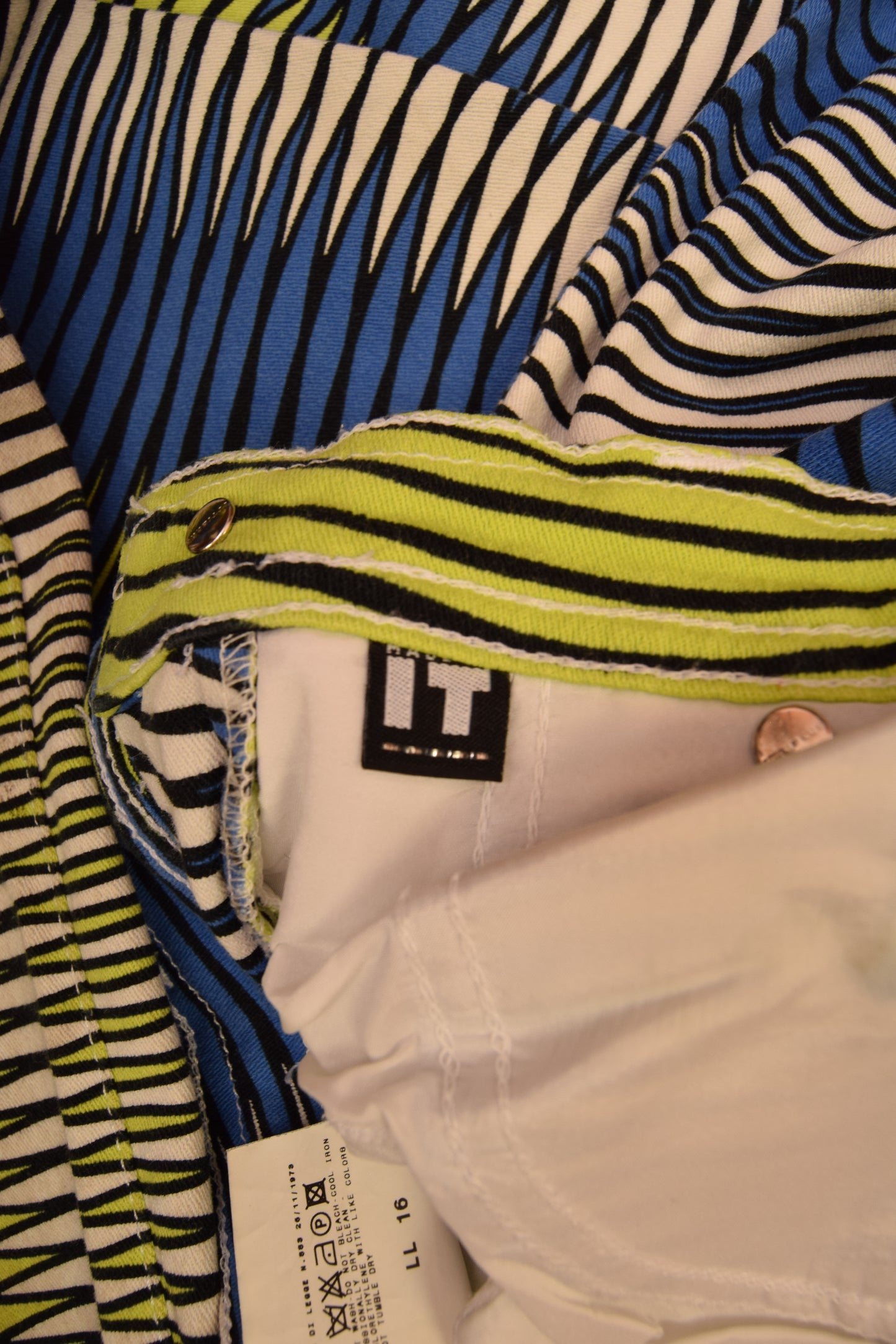 90's Versace Jeans Couture Opt Art Psyhadelic Geometric Stretch Made in Italy High Waist