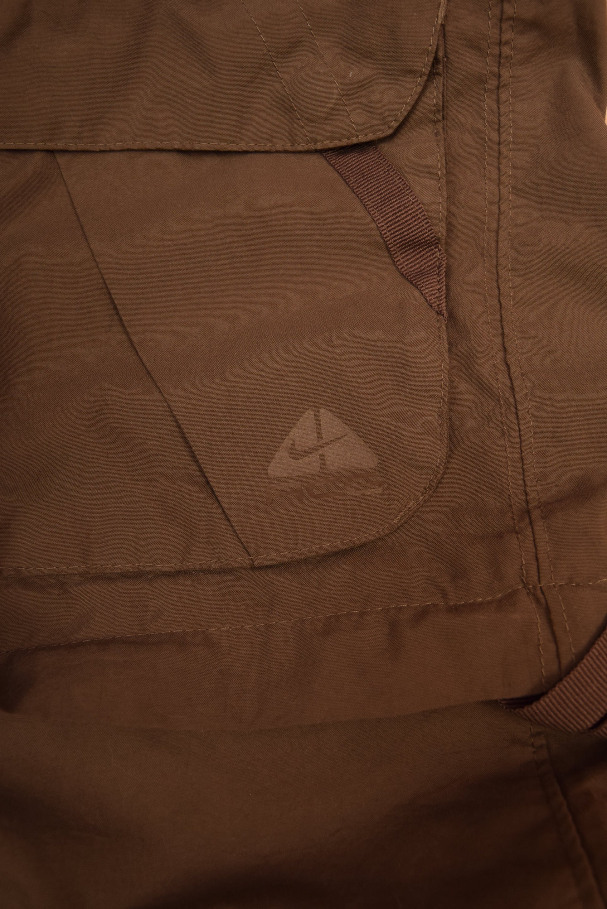 Y2K Nike ACG Trail Hiking Zipoff Cargo Pants Size S Low Waist Multi Pocket Polyester Women