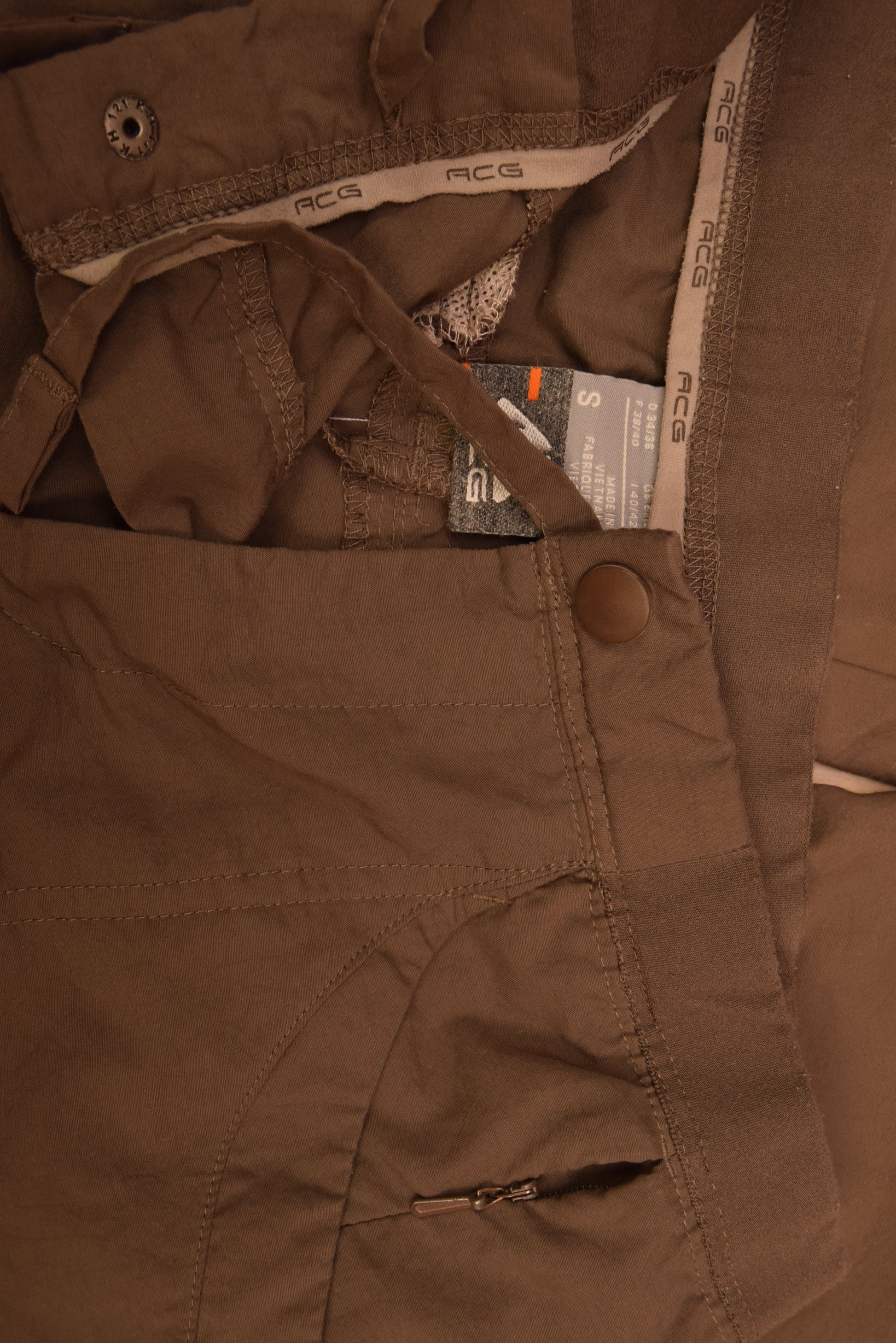 Y2K Nike ACG Trail Hiking Zipoff Cargo Pants Size S Low Waist Multi Pocket Polyester Women