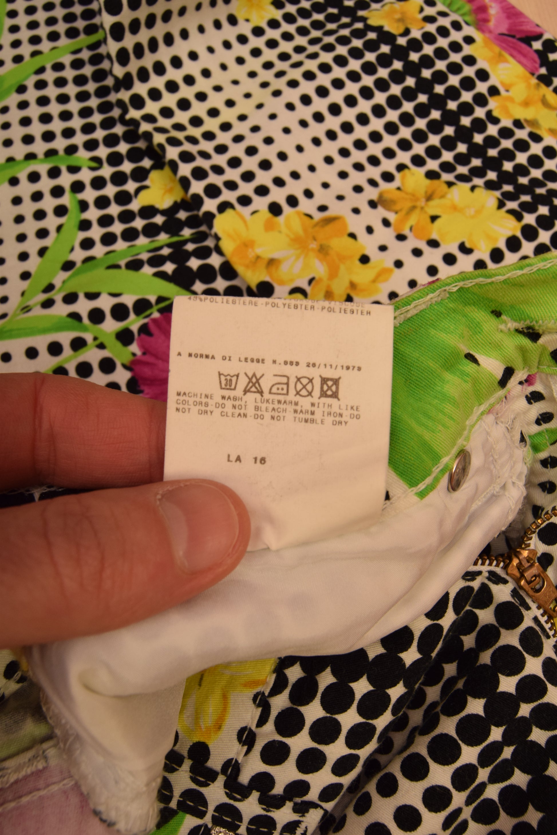 Vintage Versace Jeans Couture Medusa Thin Trousers Floral Op Art Pattern Floral Tropical Print Dot Grid Made in Italy Ittierre