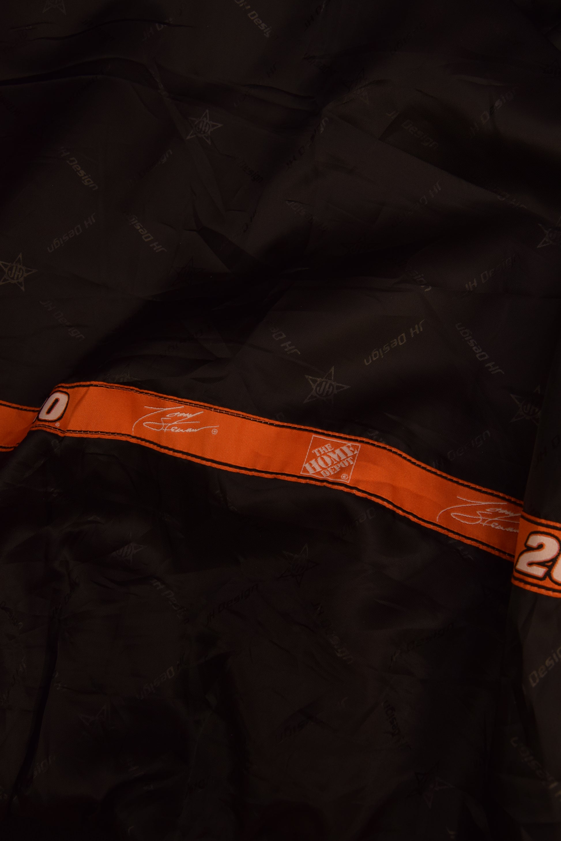 Y2K Nascar Tony Stewart Chase Authentics by JHD Design Group 2005 Champion Racing Nextel Cup Series The Home Depot 20 Black Orange Size XL Joe Gibbs Racing