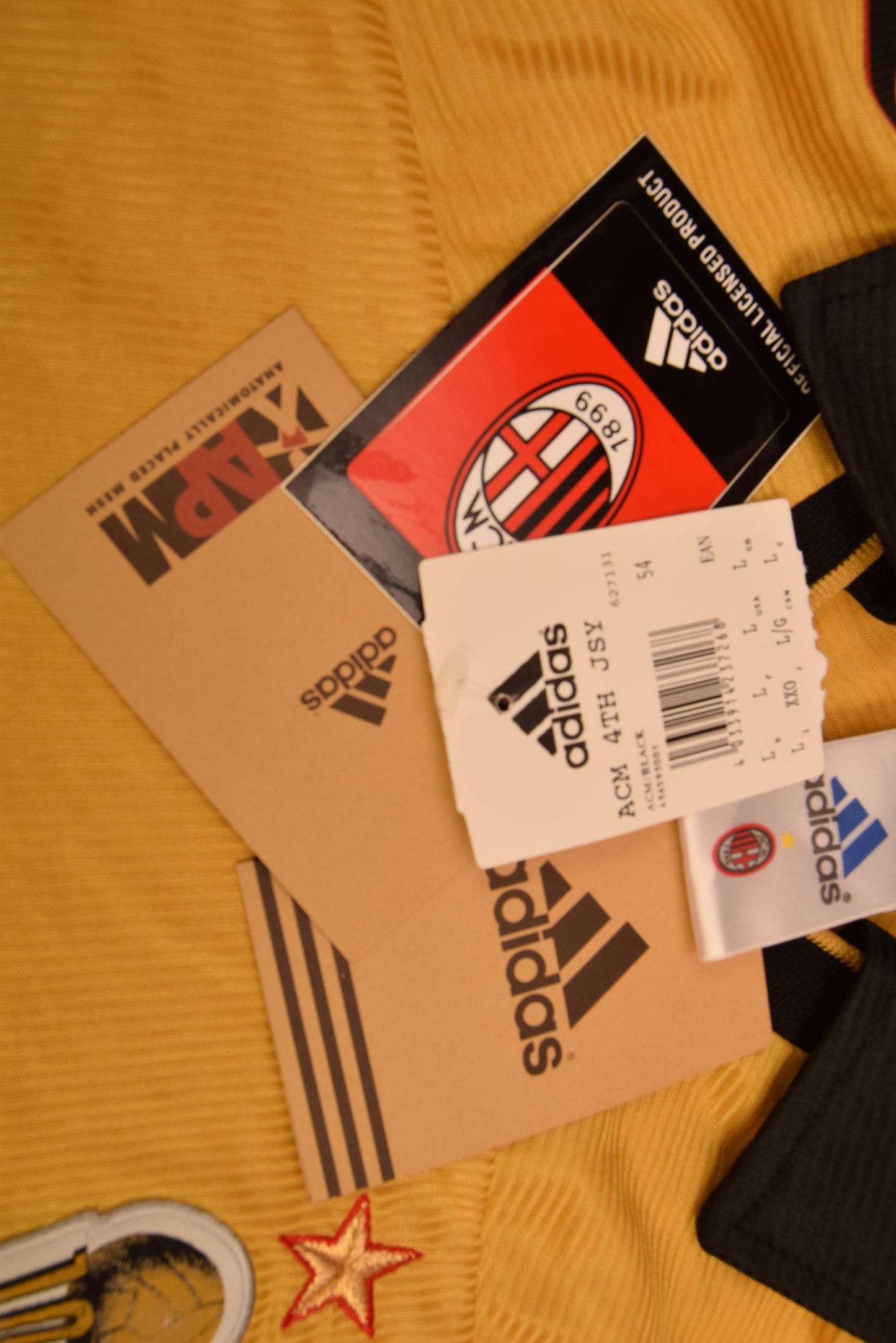 BNWT New Vintage Authentic AC Milan Adidas 1999 - 2000 Fourth Football Shirt Anniversary Centenary 1899 1999 OPEL Size L Made in Italy Gold Deadstock