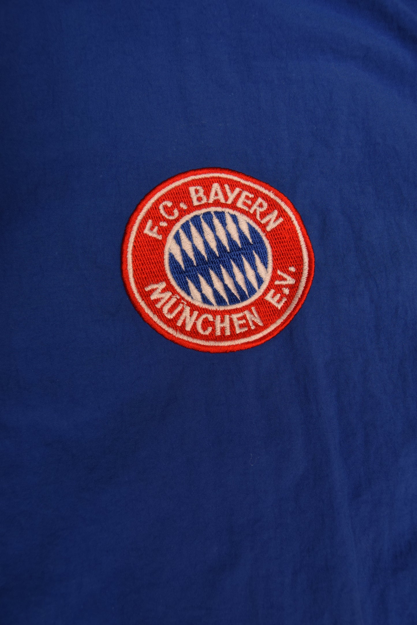 Vintage Bayern München Adidas 1993-1995 Jacket / Shell Size L Red Blue White