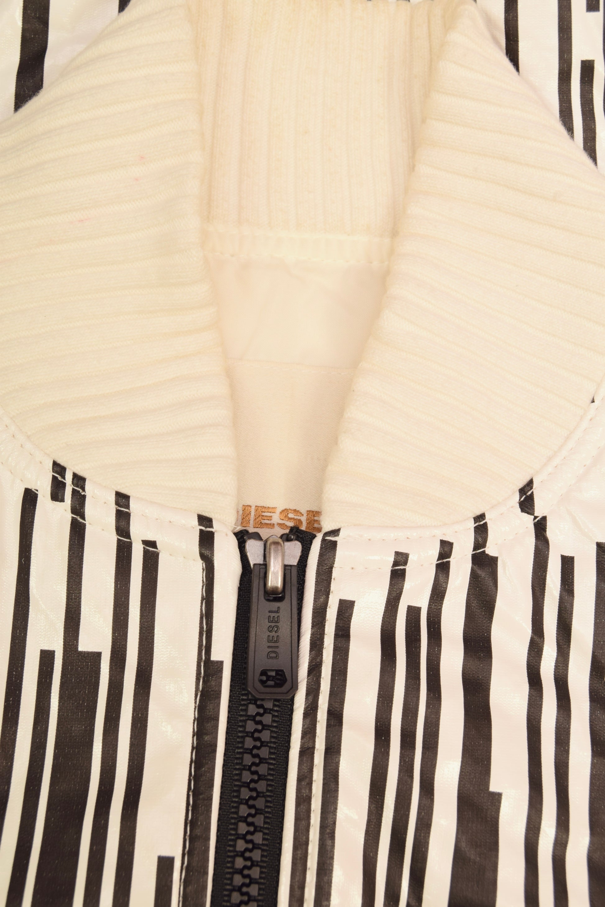 Y2K Diesel Jacket Nylon Abstract Pattern Black White Size S