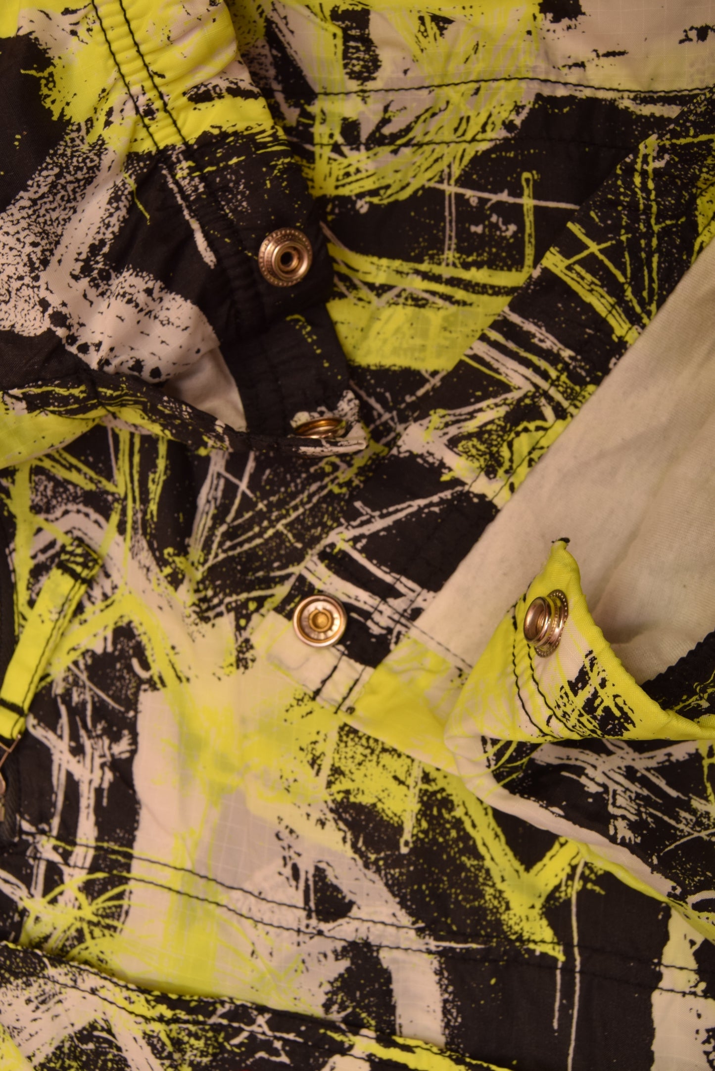 Vintage 90'S Nike Just Do It Hooded Shell Jacket Quarter 1/4 Zip Abstract Pattern Size M Black White Neon Yellow