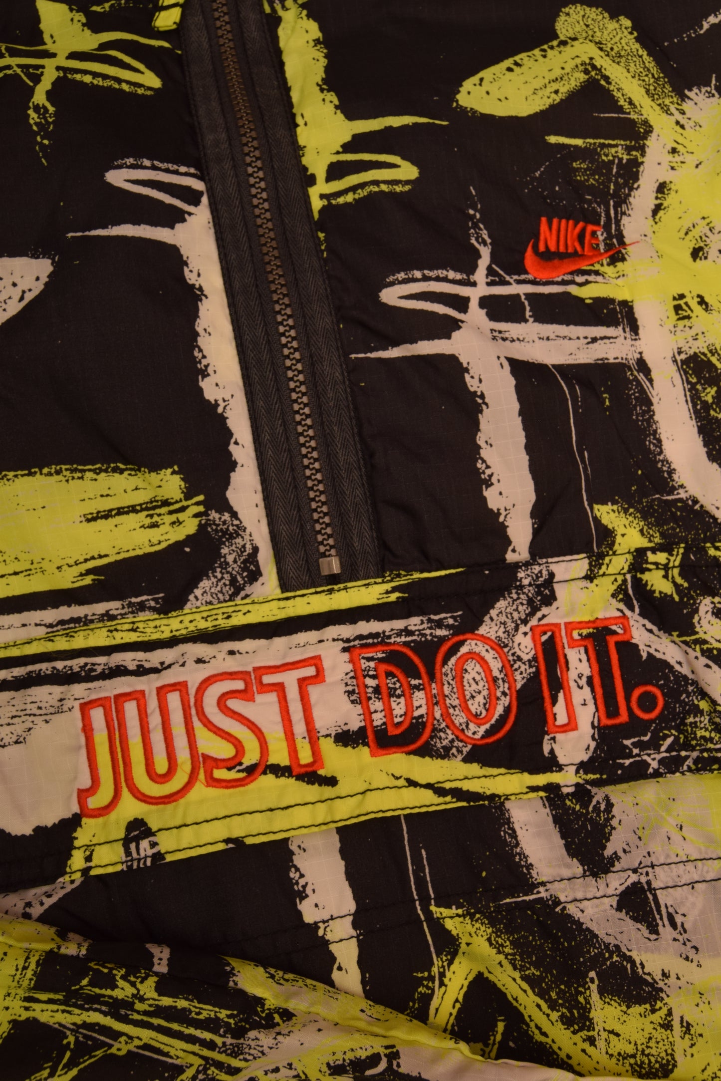 Vintage 90'S Nike Just Do It Hooded Shell Jacket Quarter 1/4 Zip Abstract Pattern Size M Black White Neon Yellow