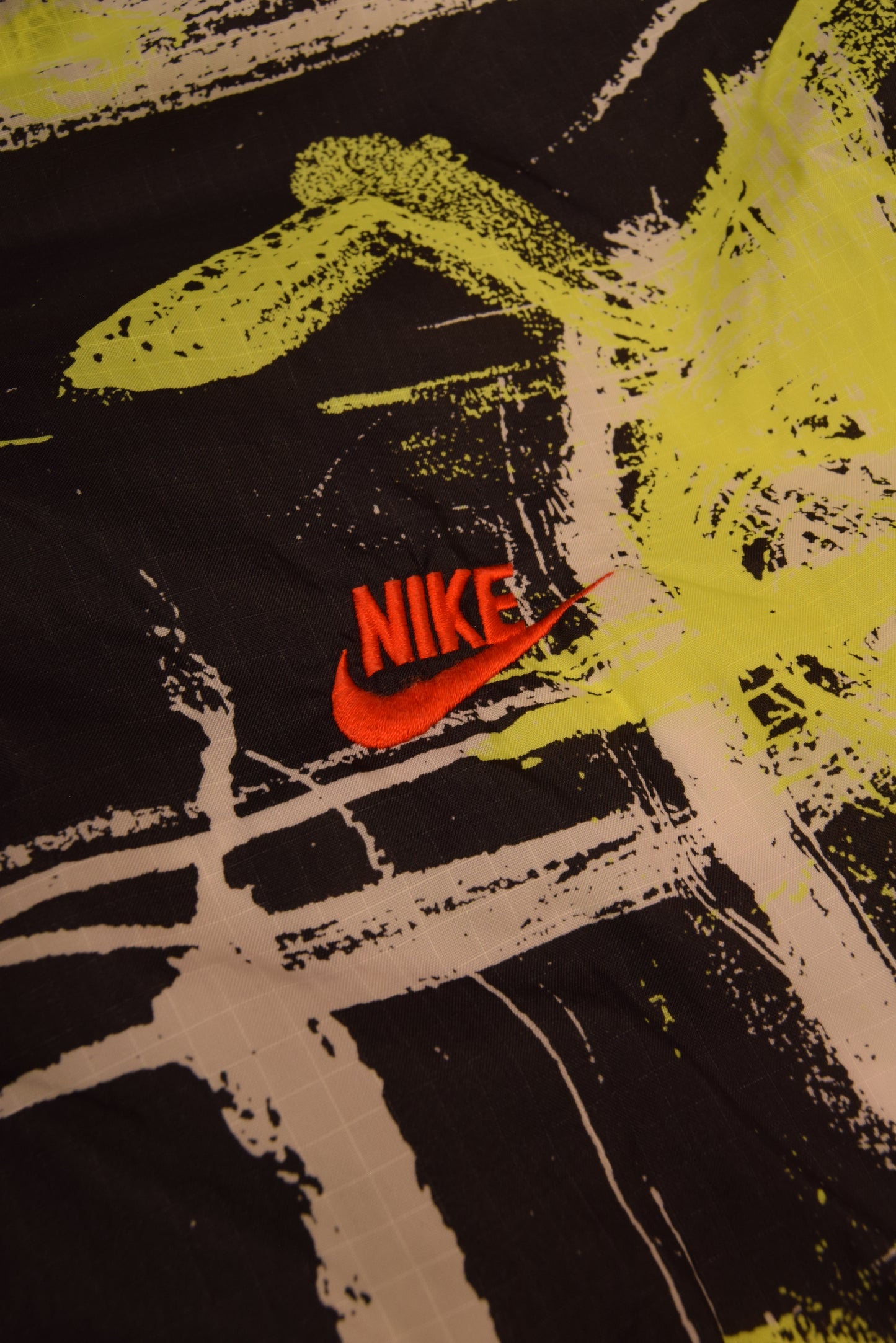 Vintage 90'S Nike Just Do It Hooded Shell Jacket Quarter 1/4 Zip Abstract Pattern Size M Black White Neon Yellow