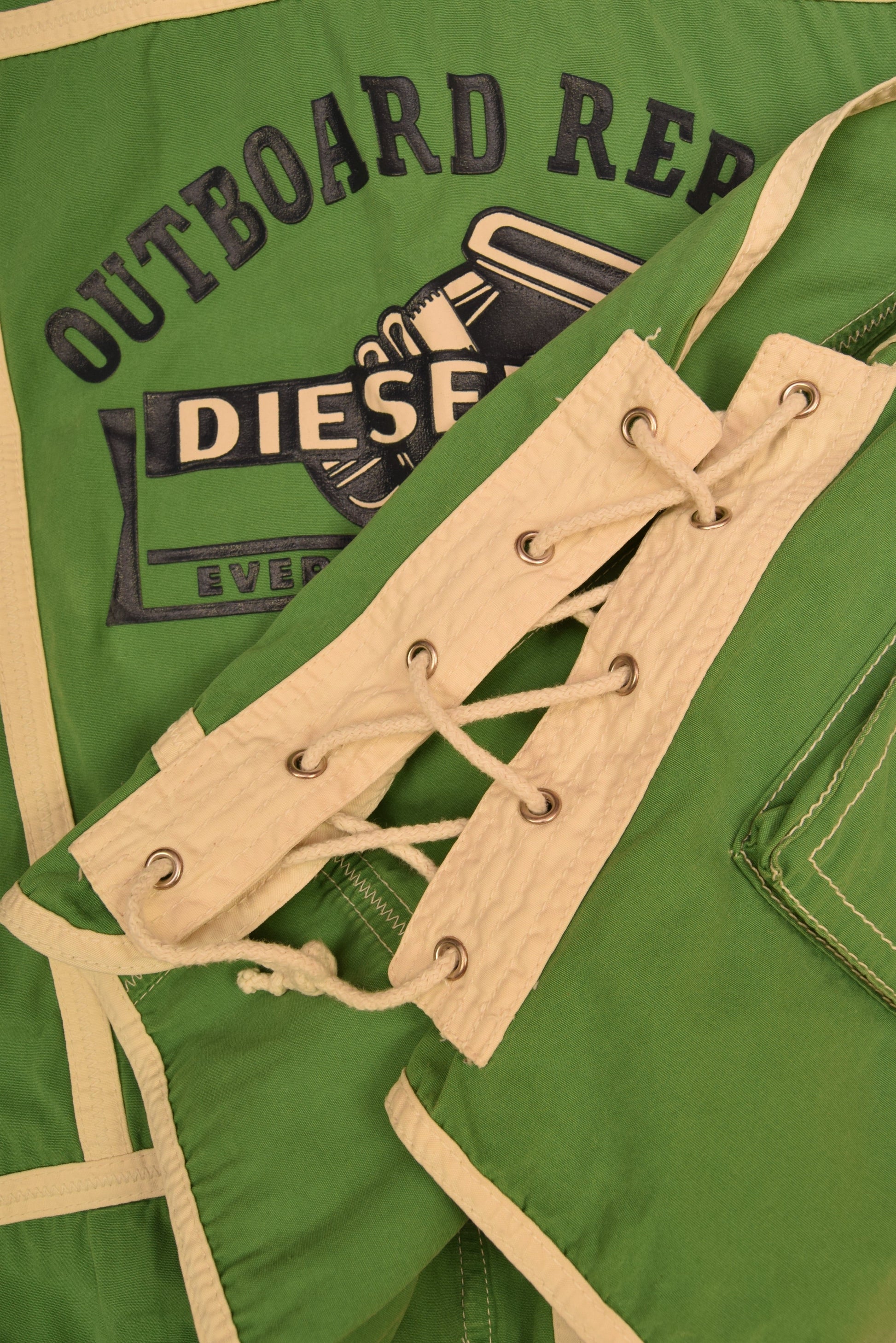 Vintage 80's Diesel Thunder Boating Vest Utilitarian Technical Water Resistant Wind Proof Seaproof Outboard Repair Diesel Inc. Everything Nautical Made in Italy Size L Green