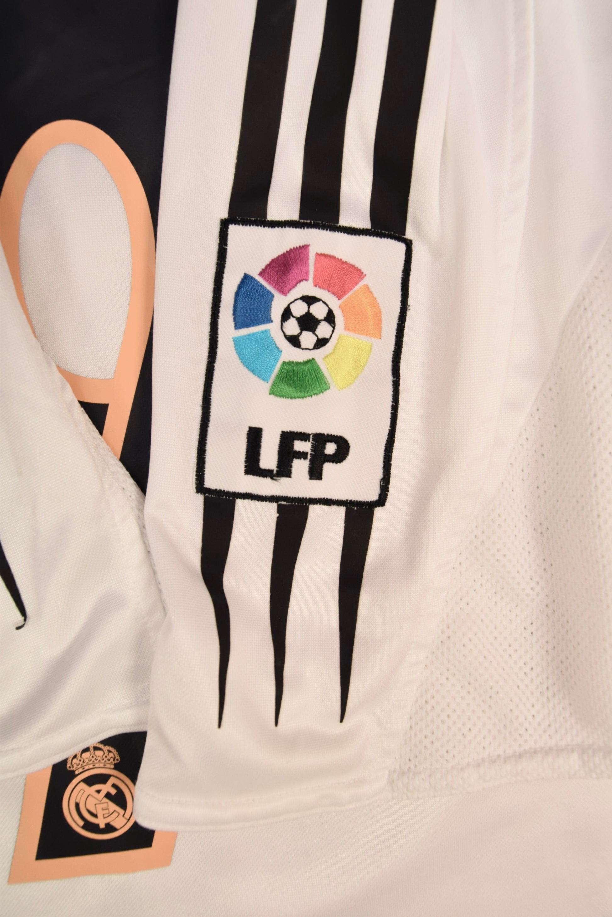 Ronaldo Nazario De Lima 'Il Fenomeno' 'The Phenomenon' R9 Real Madrid  Adidas 2004 2005 Home Football Shirt 9 White Siemens Mobile