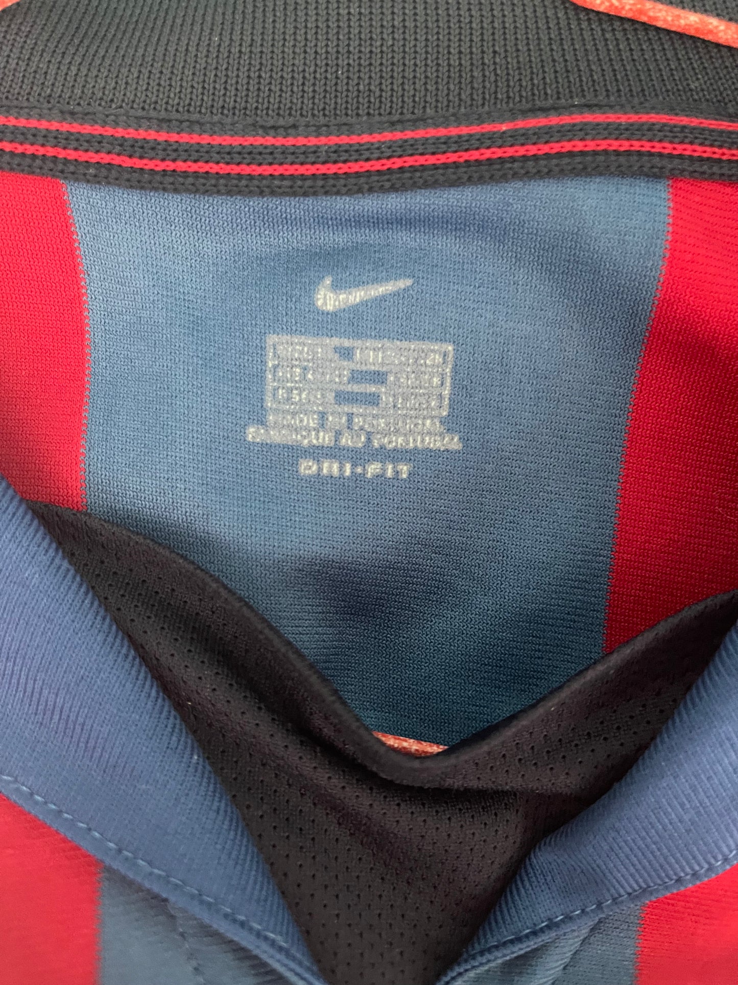 FC Barcelona Nike 2001-2002 Home Football Shirt Red Blue Dri Fit Size L-XL
