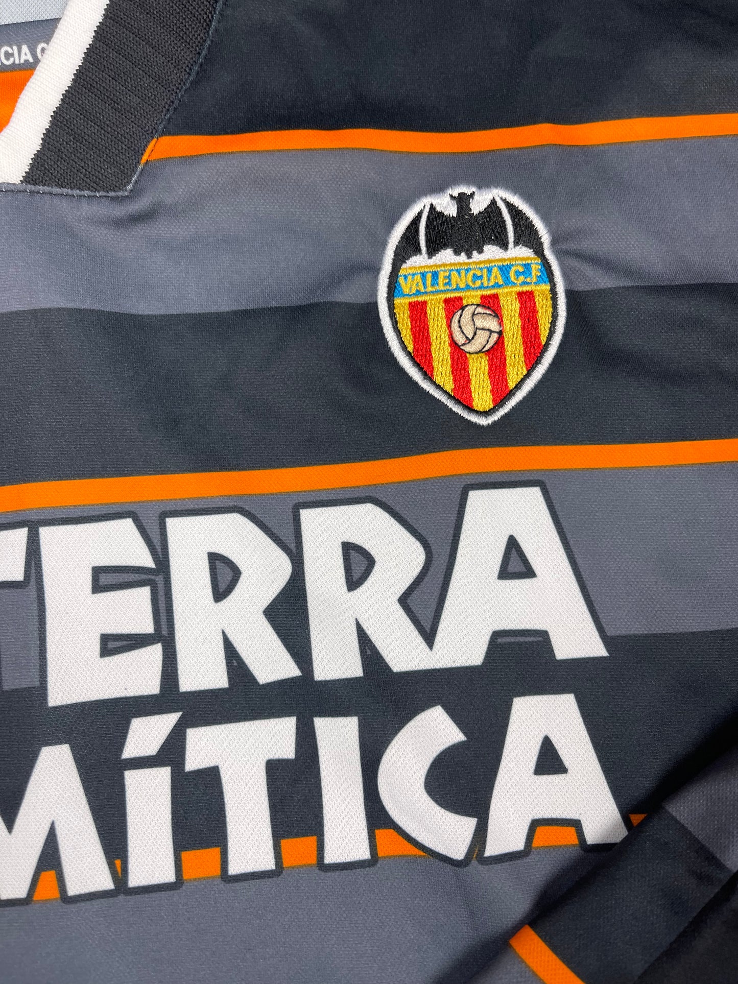 Vintage 90's Valencia Luanvi 1999-2000 Third Football Shirt Terra Mitica Made in UE Grey Black Orange Size L