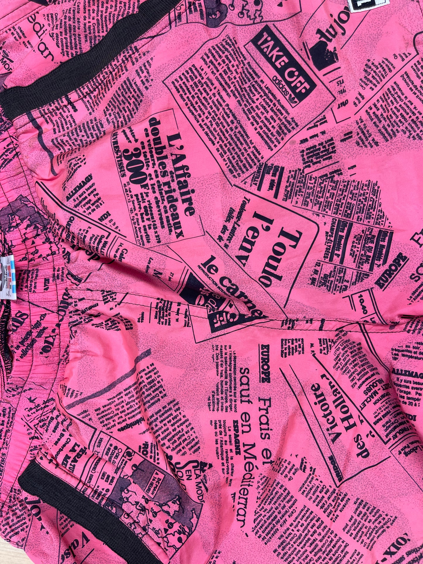 Vintage 90's Adidas Take Off Shorts Newspaper Pattern Size M - L Candy - Pink 7936
