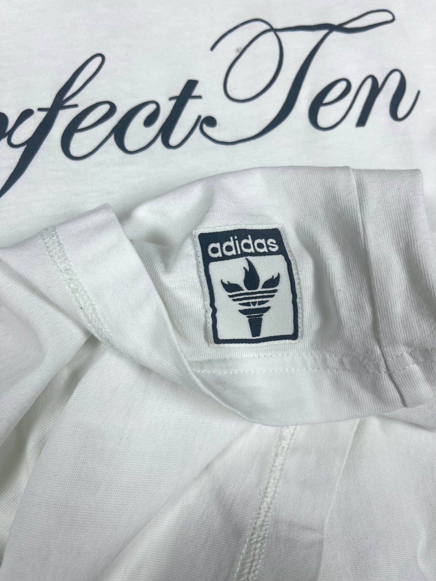 š¤øāāļøš Y2K Nadia Comaneci Perfect Ten Olympics Adidas Originals T-Shirt White Size M - L Gymnastics