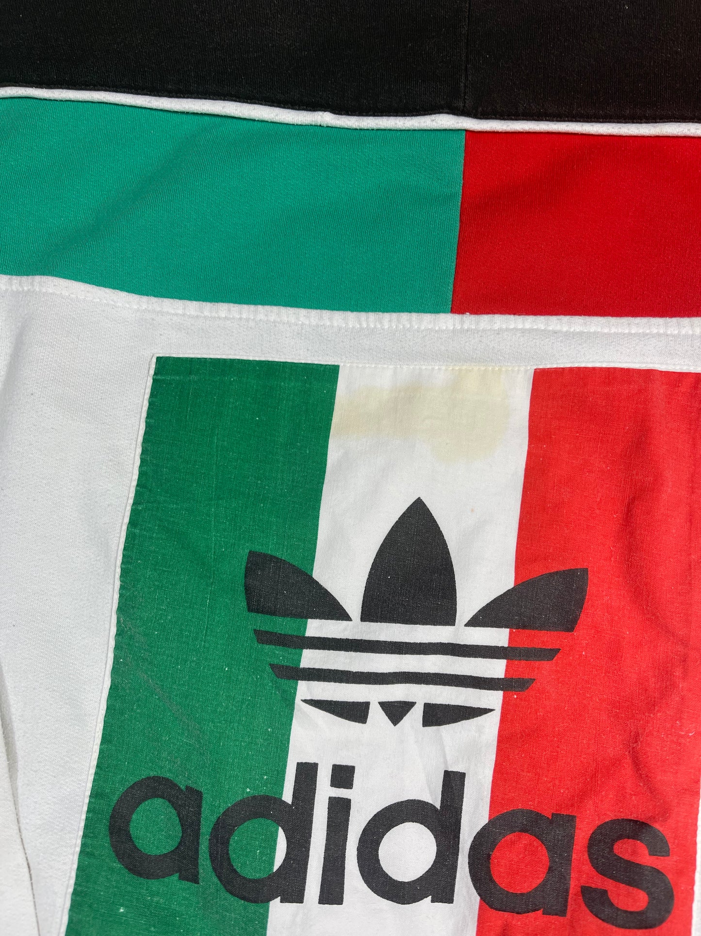 Rare Vintage 90's Adidas Coppa Del Mondo Italia 90 World Cup 1990 Sweatshirt Crewneck White Green Red Black