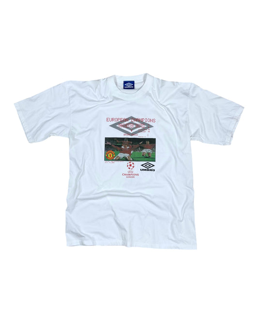 Umbro T-Shirt 1999 European Champions Manchester United 2 Bayern Munchen 1 UEFA Champions League Barcelona Sheringam Solskjaer Basler Size XL White