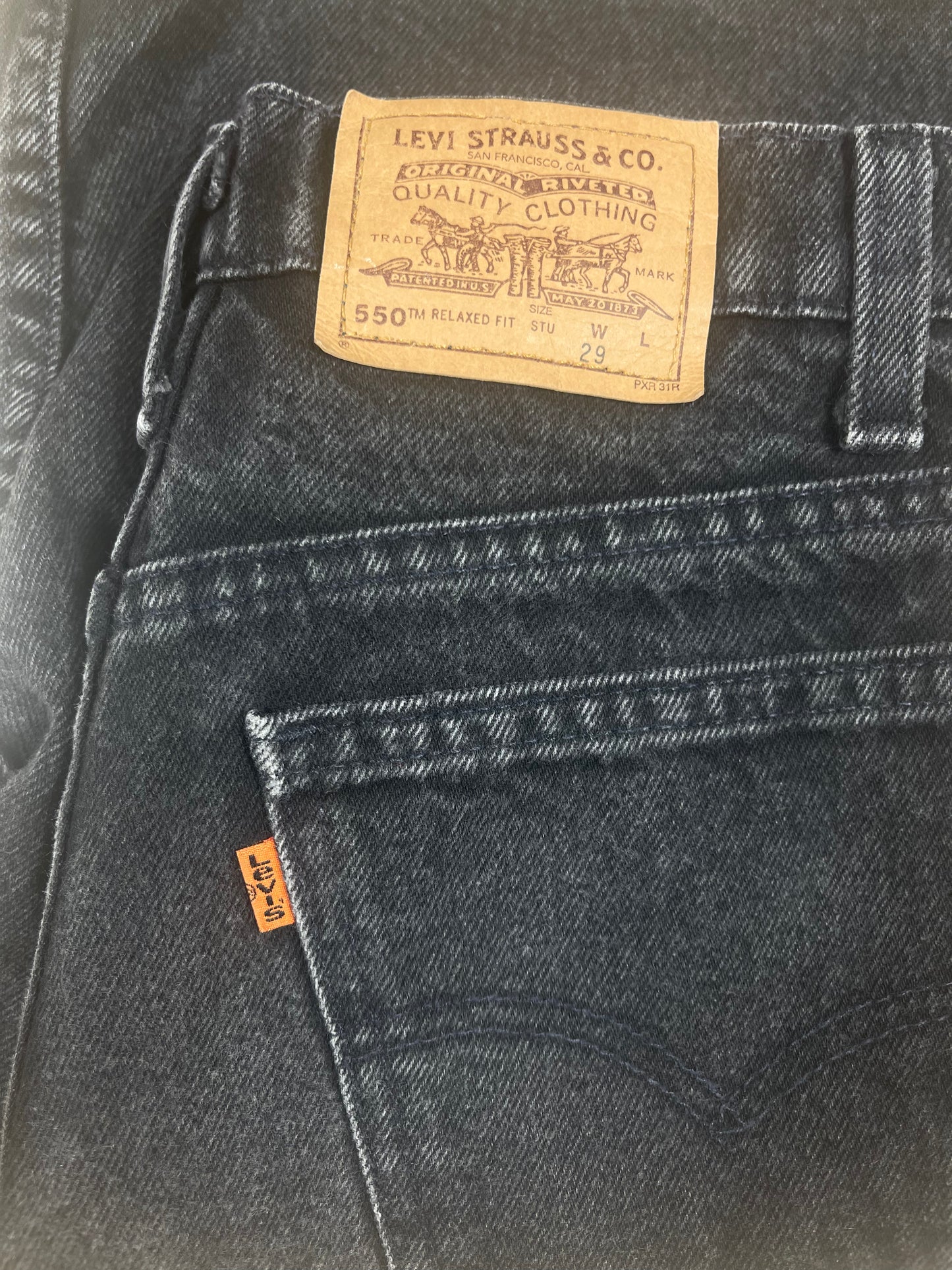Vintage 90's Levi's 550 Relaxed Fit Orange Tab High Waist Denim Jeans Jorts Shorts Student Made in USA Black