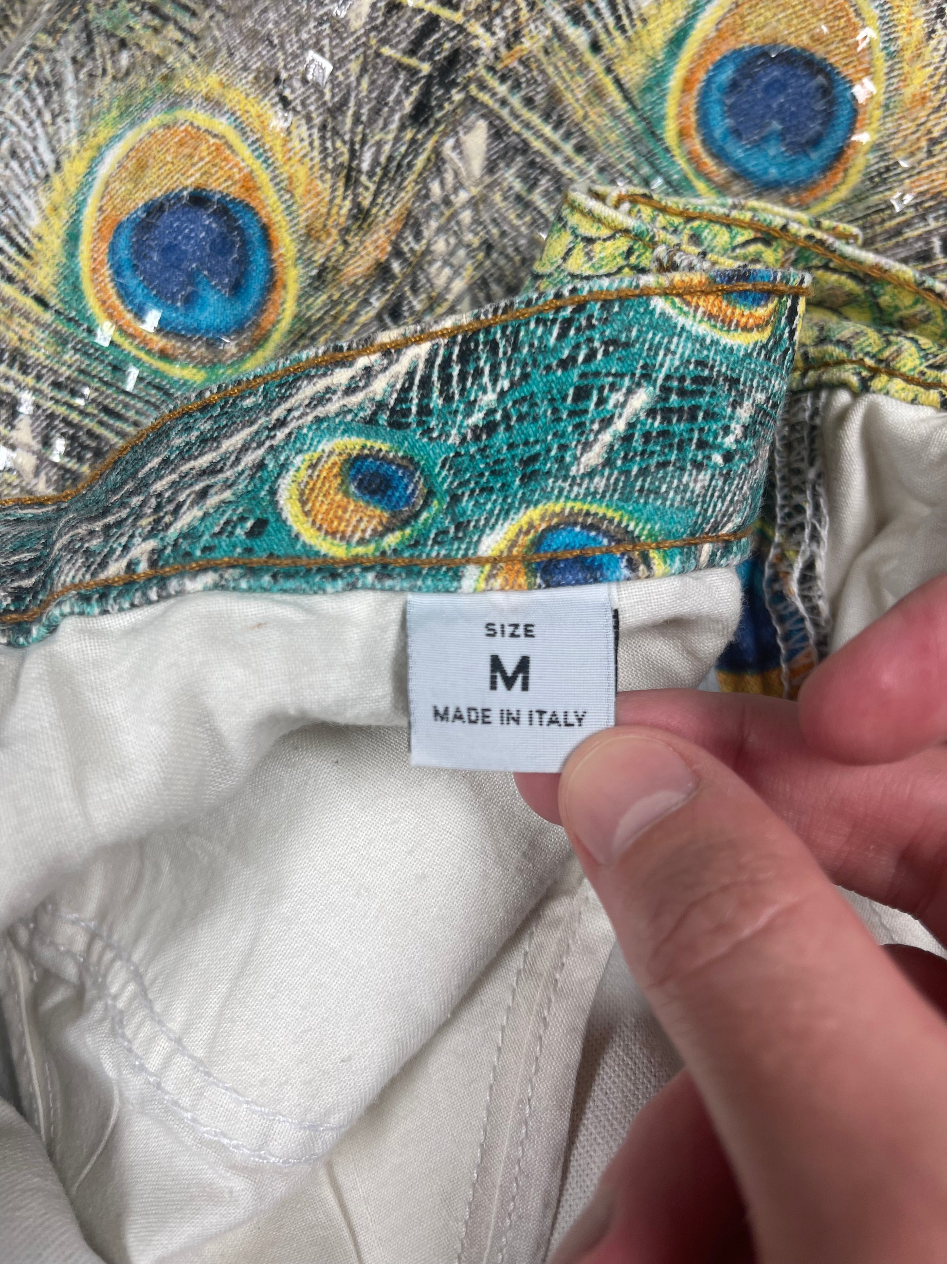 š¦Vintage 90's Roberto Cavalli Jeans Made in Italy Peacock Feathers Shiny Scales Pattern Size M Pants Trousers Jeans