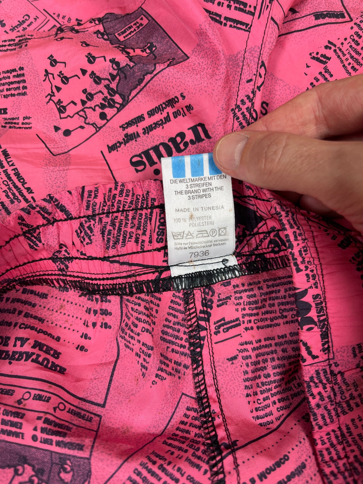 Vintage 90's Adidas Take Off Shorts Newspaper Pattern Size M - L Pink - Fuchsia 7936