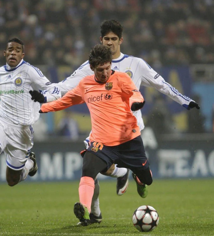Authentic New FC Barcelona Nike Home Player's Issue / Edition Away Football Shirt 2009-2010 BNWT Deadstock Size M Unicef Short Sleeve Bright Mango Neon Sunset