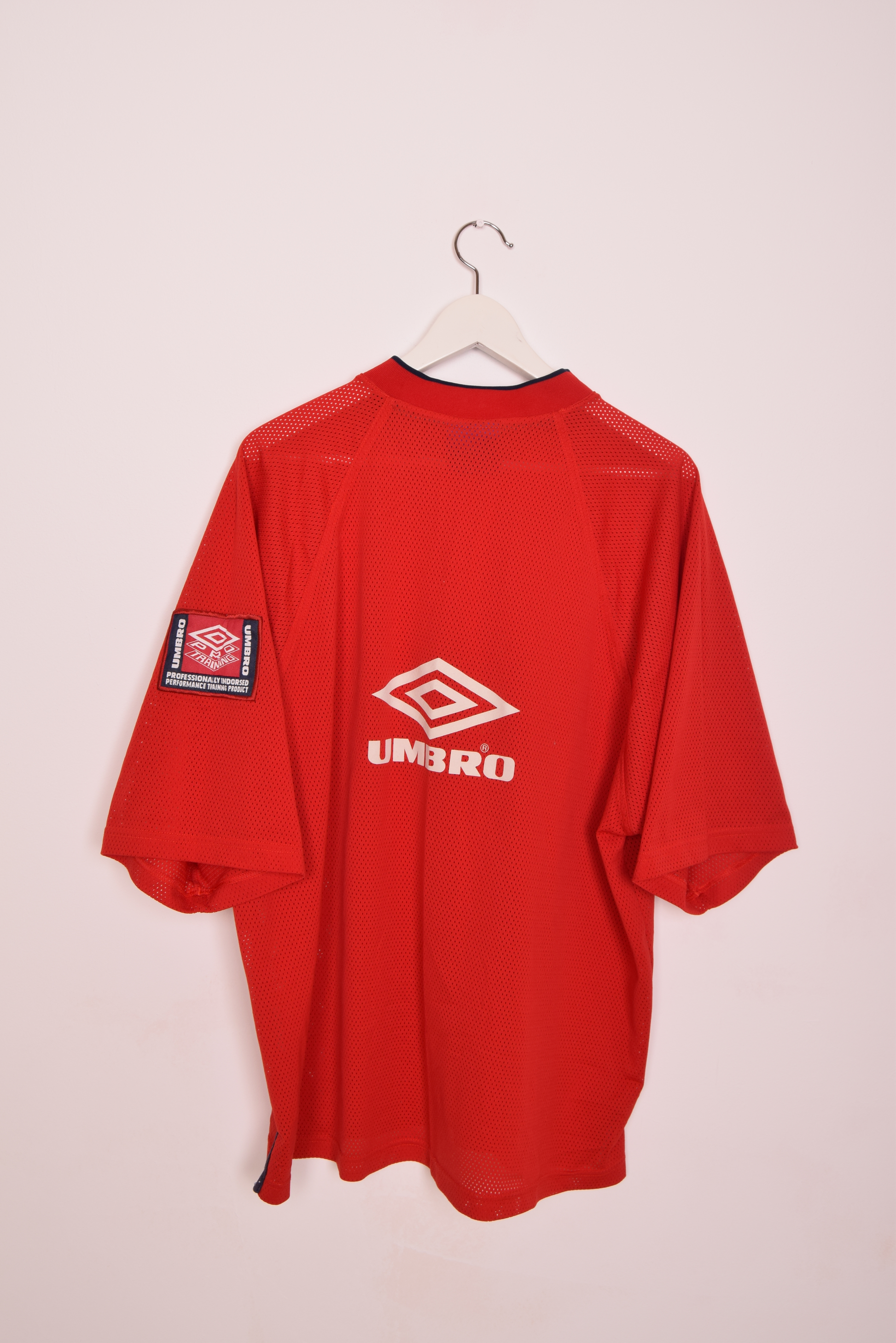 Vintage Umbro Pro Training Football Shirt Red Size XXL