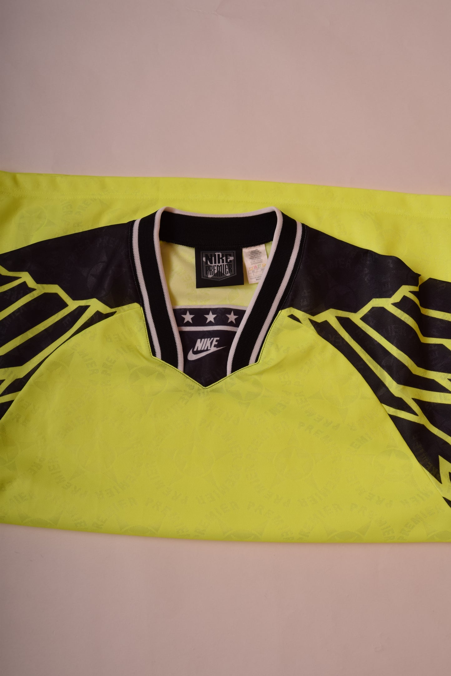 Vintage Nike Premier Football Shirt BVB Borussia Dortmund Pattern '94 - '95 Neon Eagle Wings