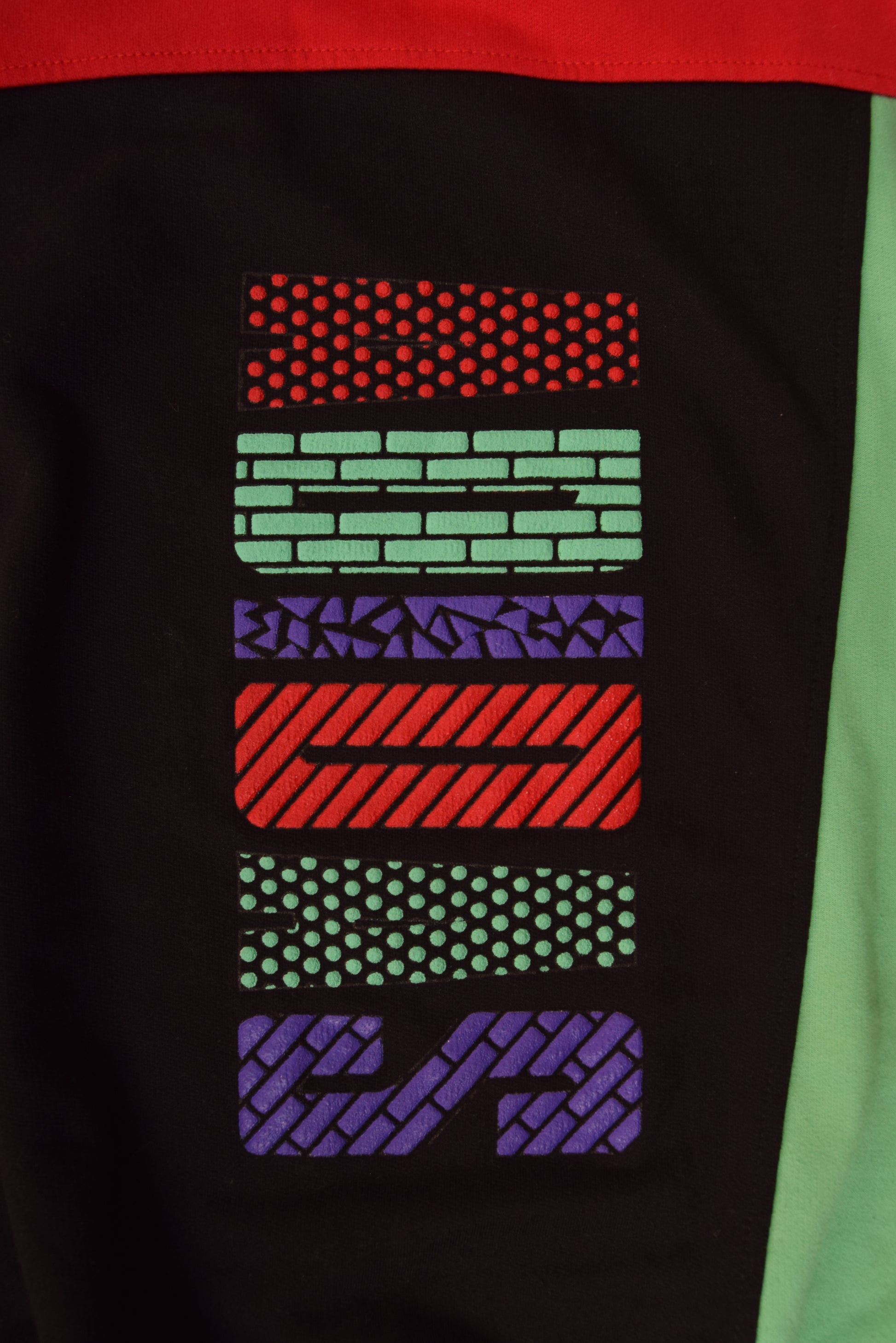 Vintage Adidas Sweatshirt Crew Neck Size L-XL Red Black Green Blue