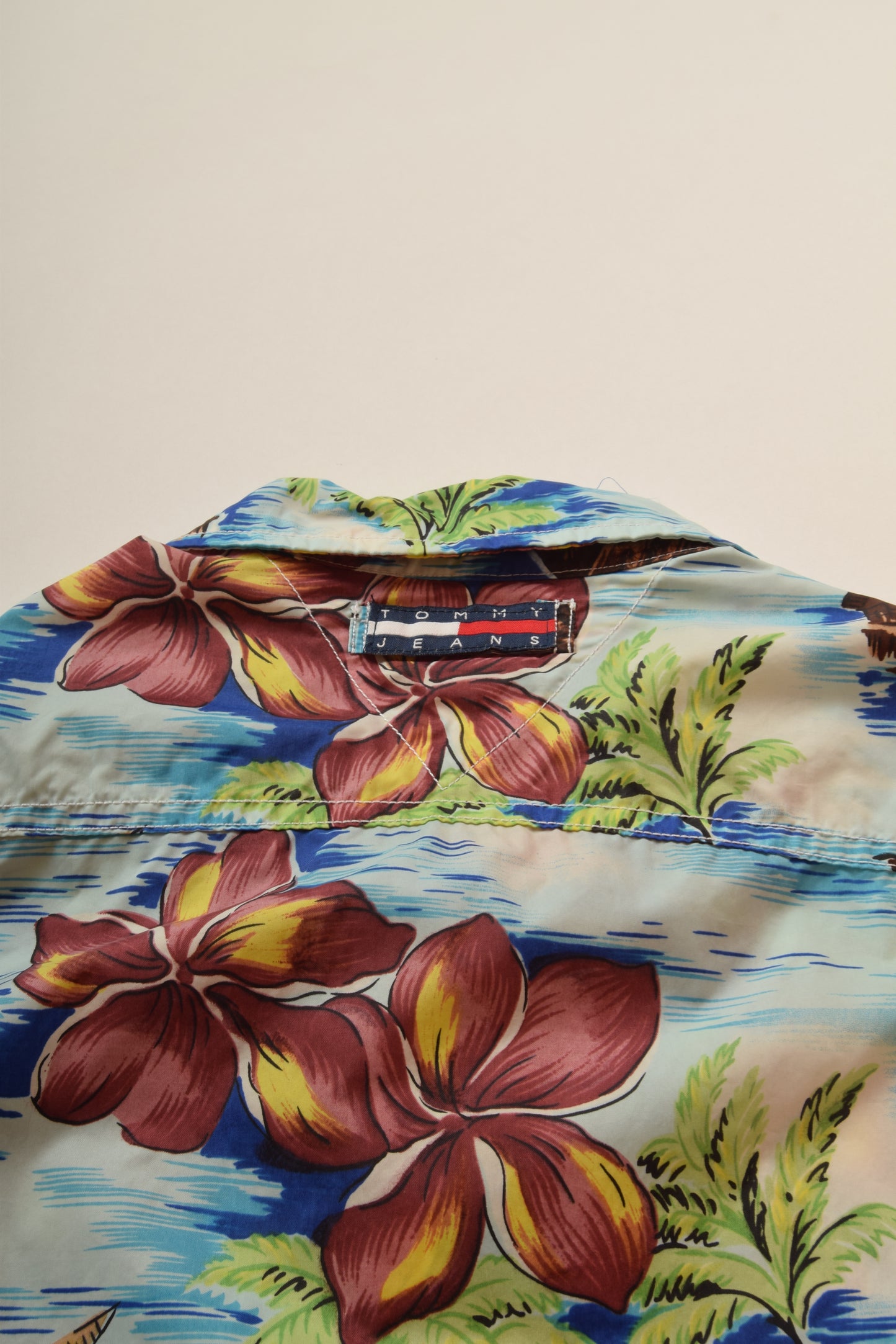 Vintage 90's Tommy Hilfiger Nylon Shirt Tropical Pattern