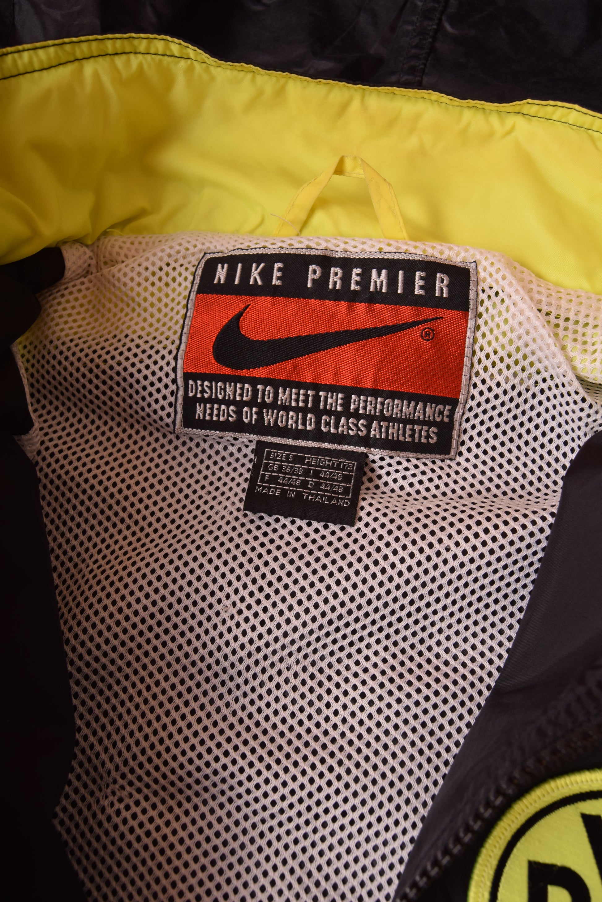 Borussia Dortmund BVB 1996 - 1997 Nike Premier Windbreaker / Jacket Size S-M Die Continental Black Yellow Neon
