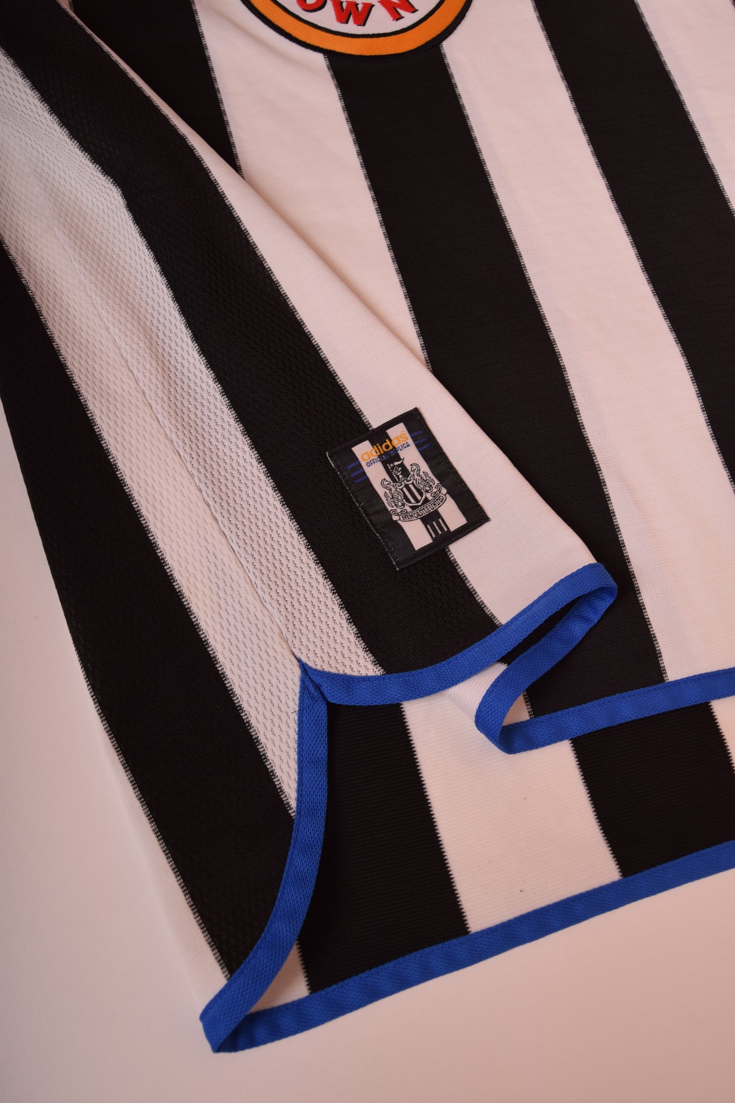Newcastle United Adidas '99-'00 Home Football Shirt / Jersey