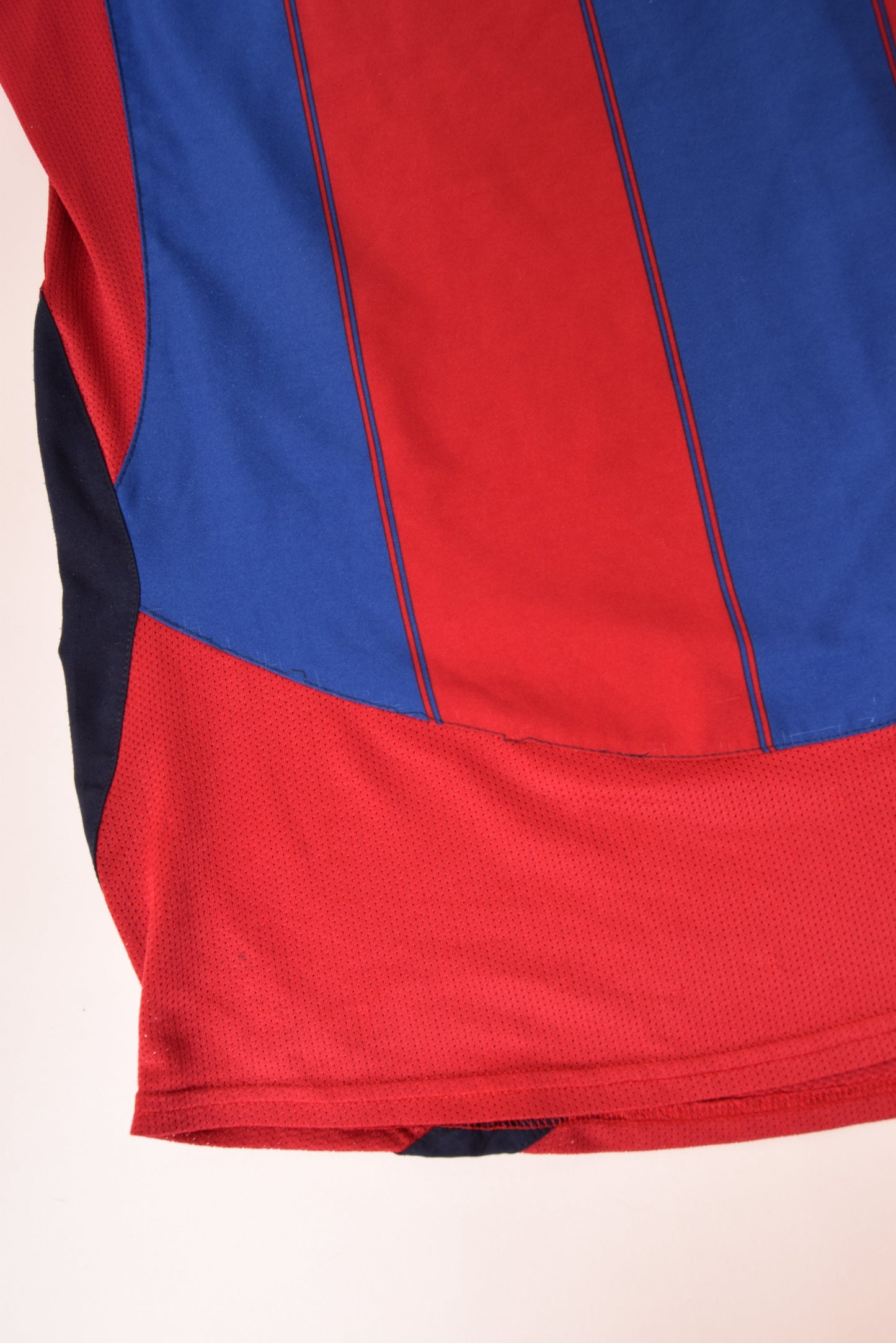 Barcelona Nike 2003-2004 Home Football Shirt Size M Red Blue