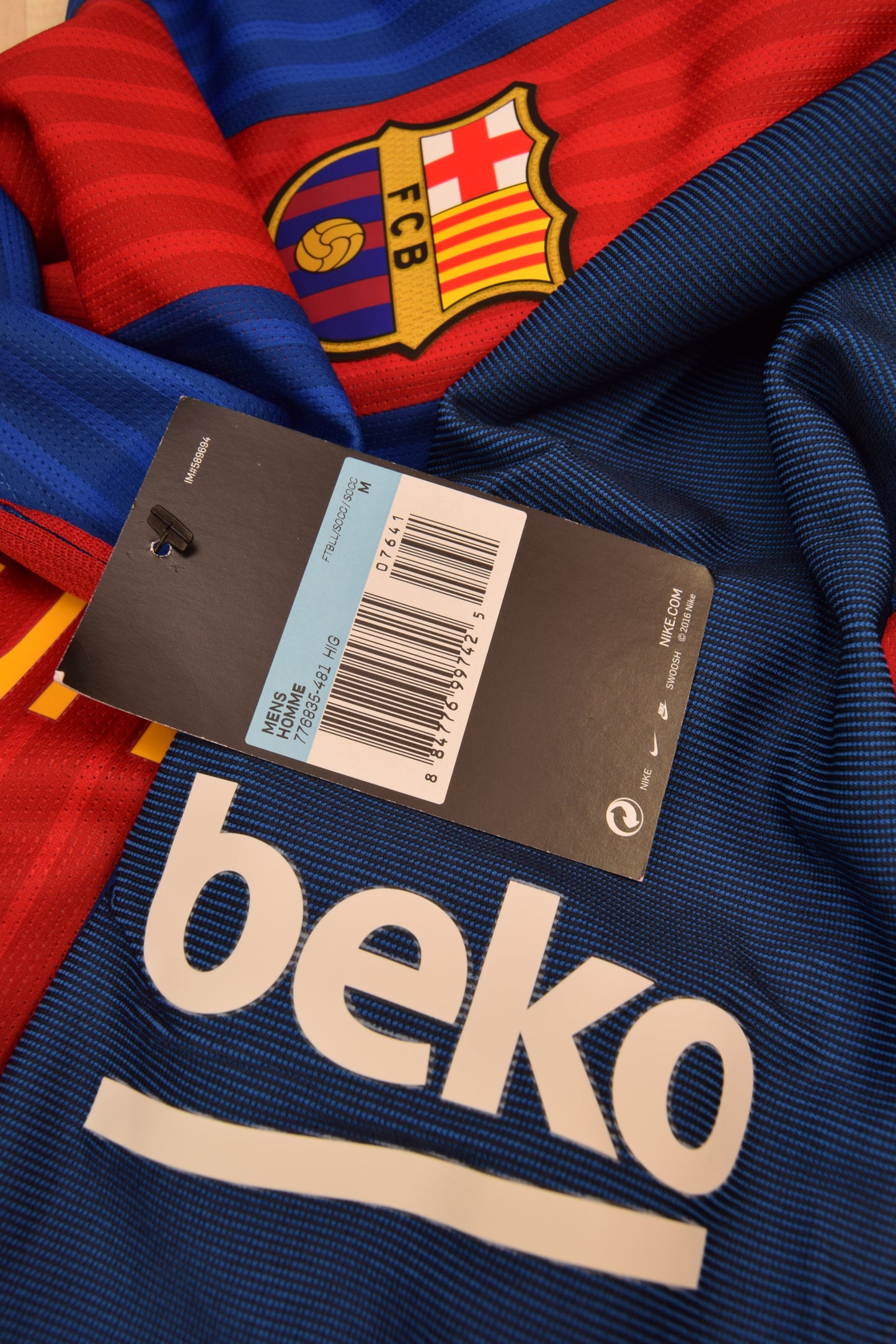 Barcelona Nike Aeroswift 2016 - 2017 Player Issue Home Football Shirt Size M Red Blue Long Sleeves New BNWT Deadstock Beko Unicef