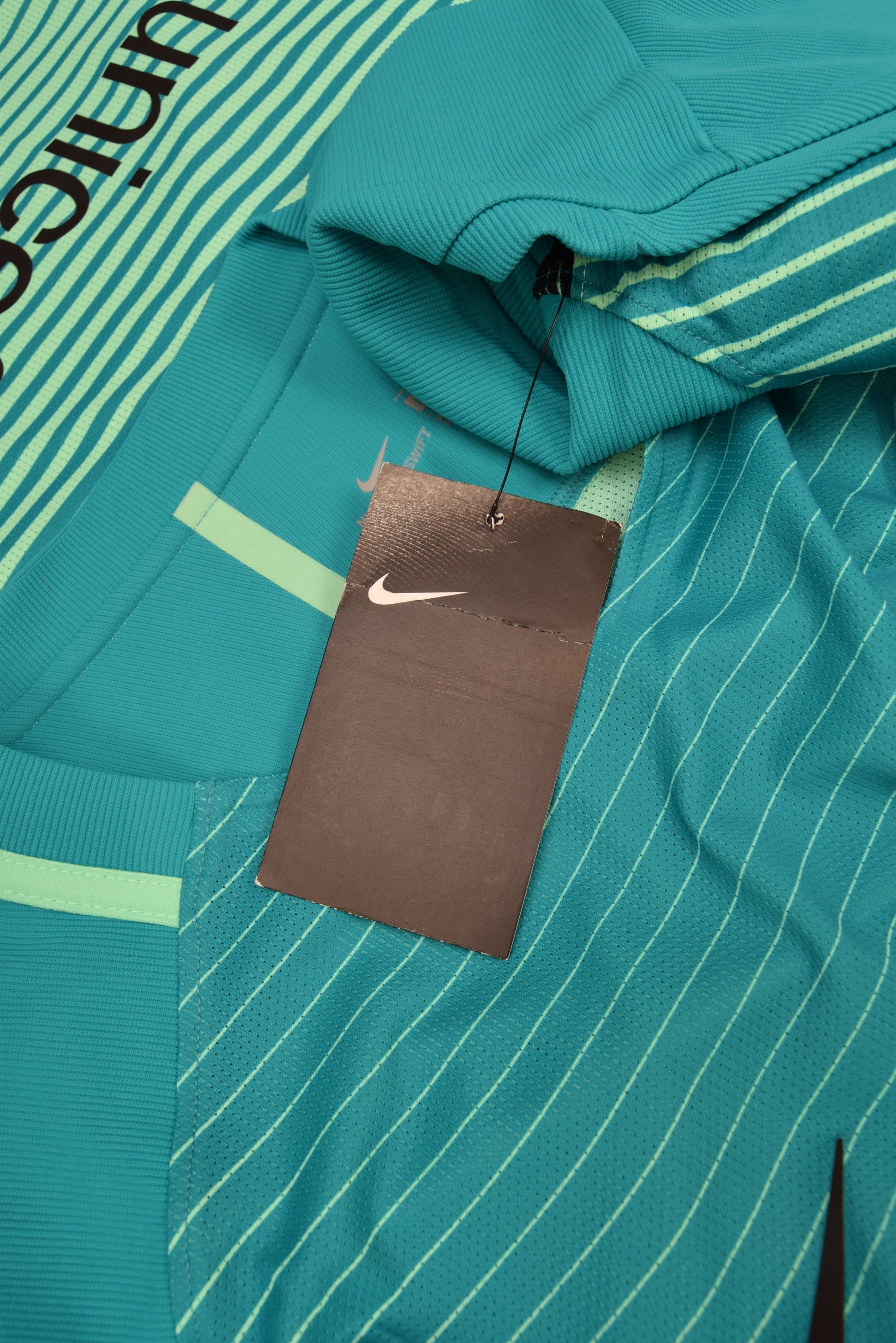Barcelona Nike Aeroswift 2016 - 2017 Player Issue Away Third Football Shirt Size L Long Sleeves New BNWT Deadstock Unicef Teal Mint Green