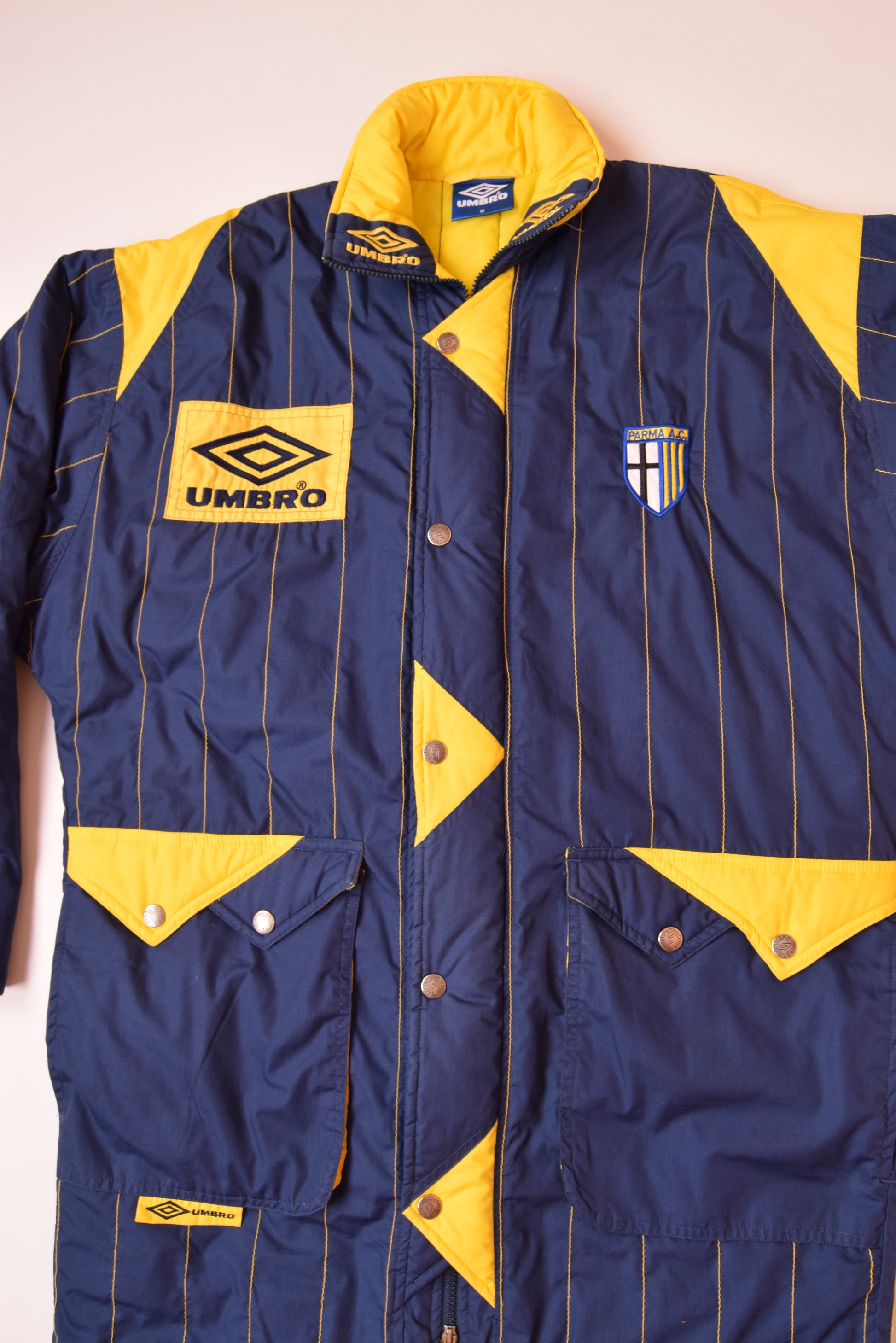 Vintage Umbro AC PARMA Padded Bench Coat 1992 - 1993  Size M