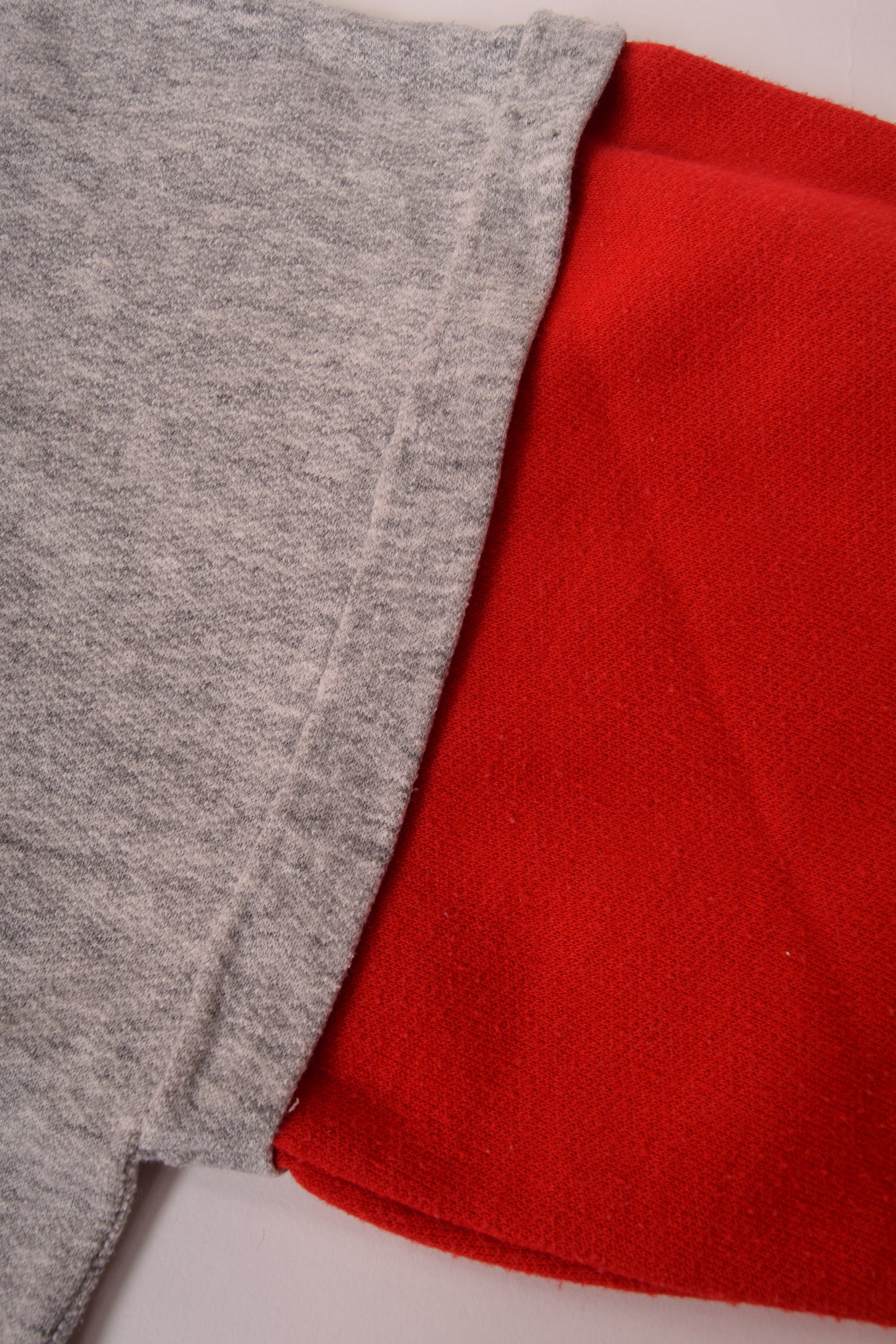Vintage Puma Sweatshirt Crew Neck Size L-XL Grey Red