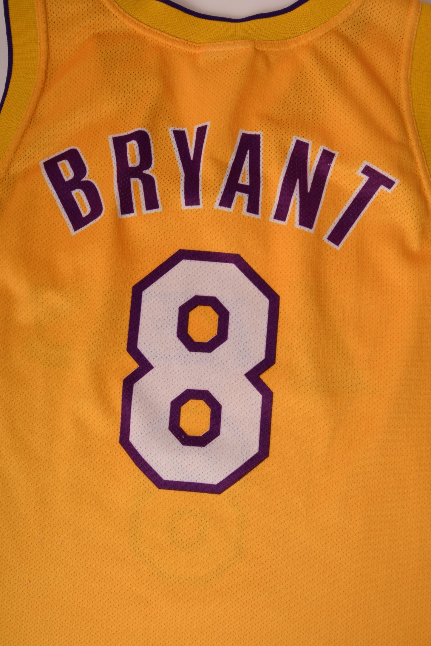 Vintage 1999-2006 Kobe Bryant L.A. Lakers Champion Size L Yellow #8 Home Jersey