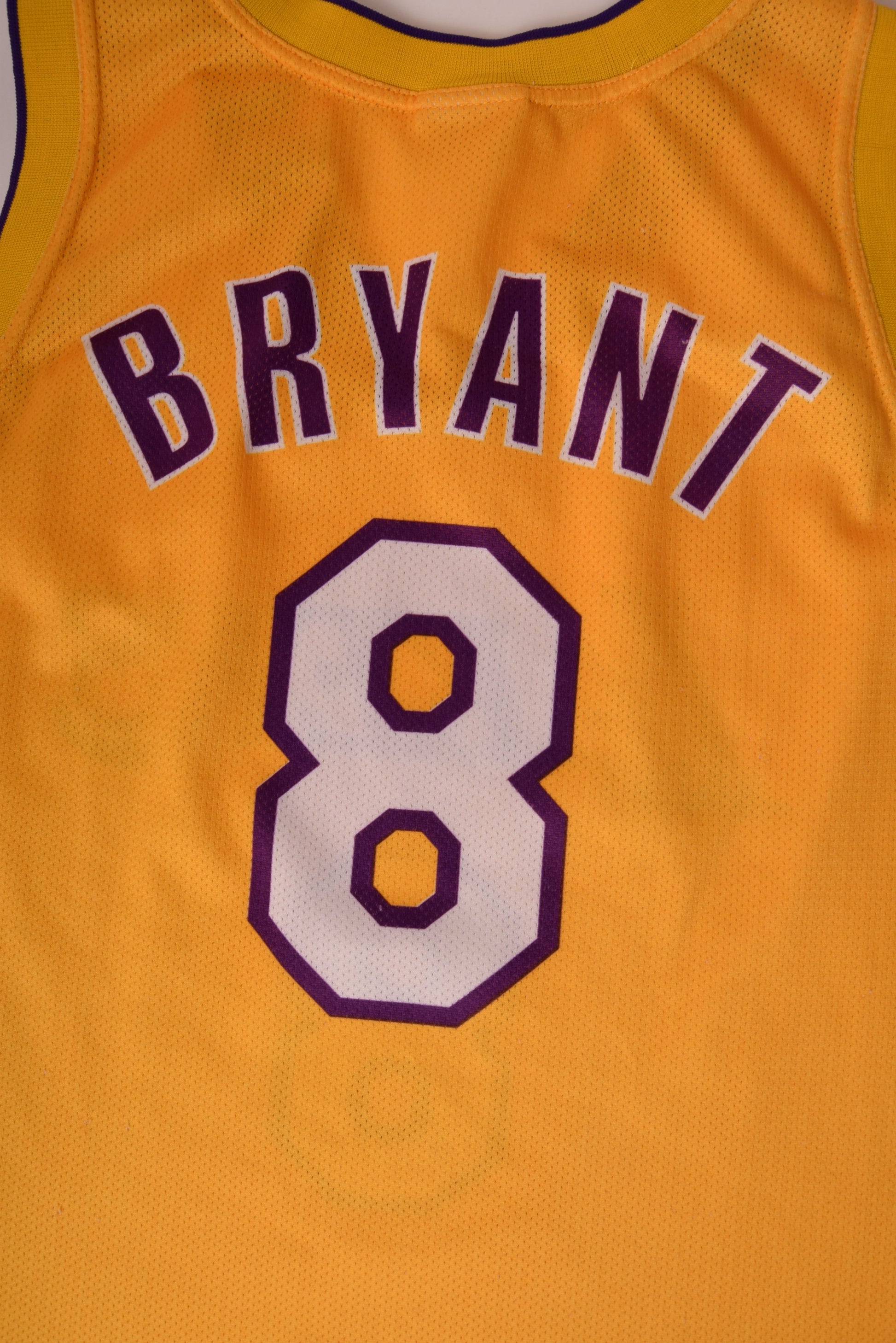 Vintage 1999-2006 Kobe Bryant L.A. Lakers Champion Size L Yellow #8 Home Jersey