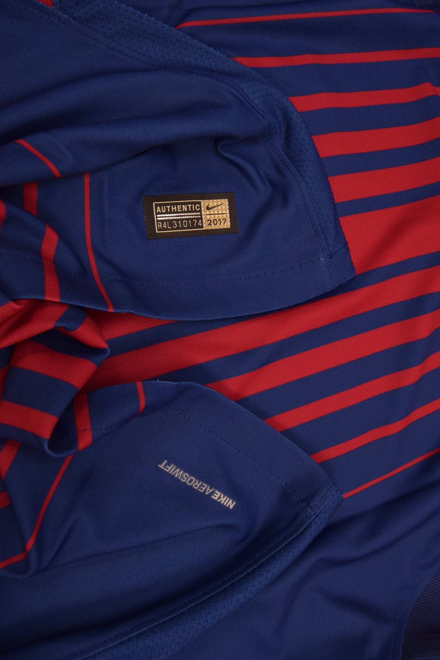 Authentic New FC Barcelona Nike Aeroswift Player Issue Home Football Shirt 2017-2018 Long Sleeves BNWT Deadstock Size L Red Blue Rakuten Unicef