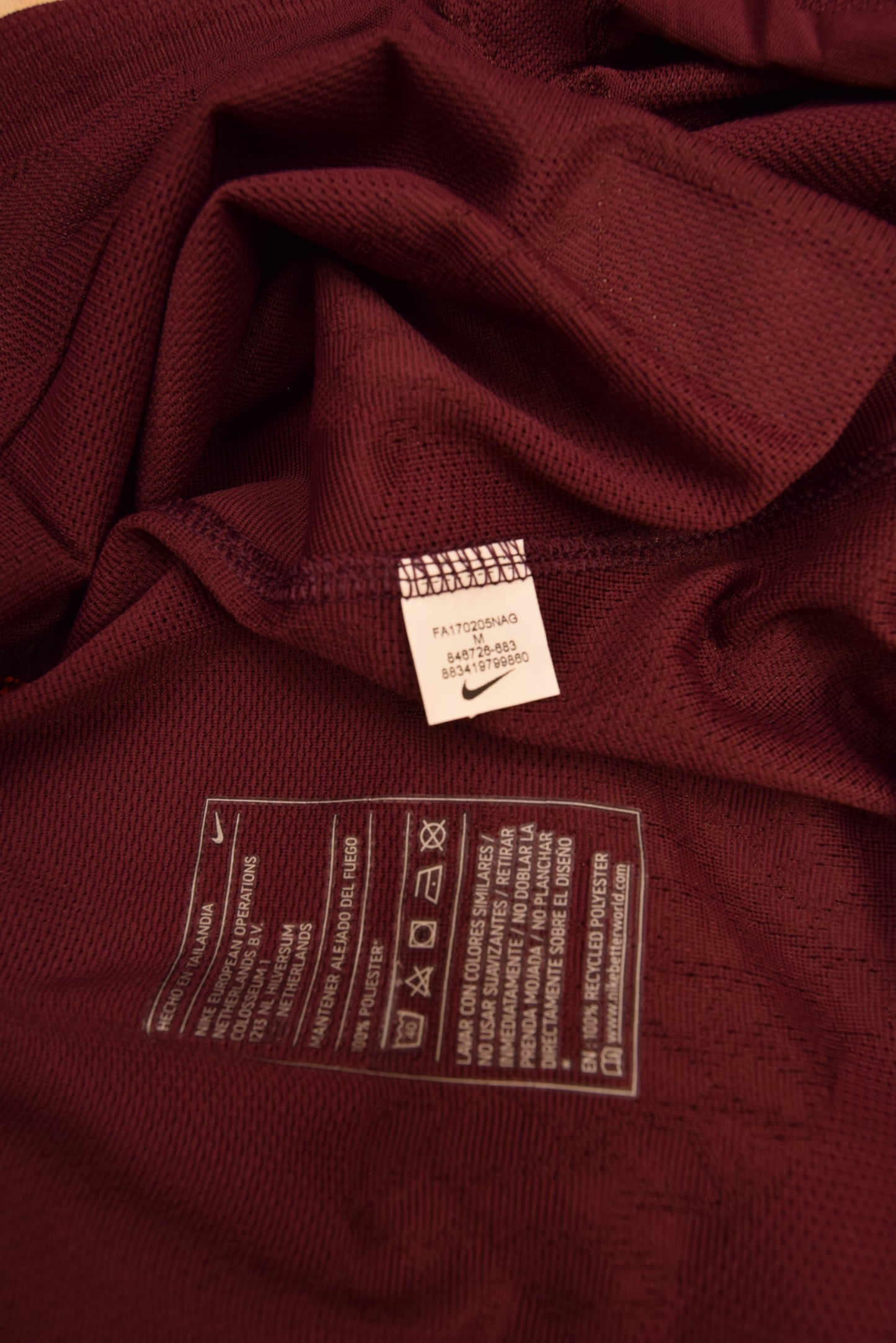 Authentic New FC Barcelona Nike Aeroswift 2017 - 2018 Player's Edition / Issue Away Third Football Shirt  Long Sleeves BNWT Deadstock Maroon Orange Size M Red Blue Rakuten Unicef