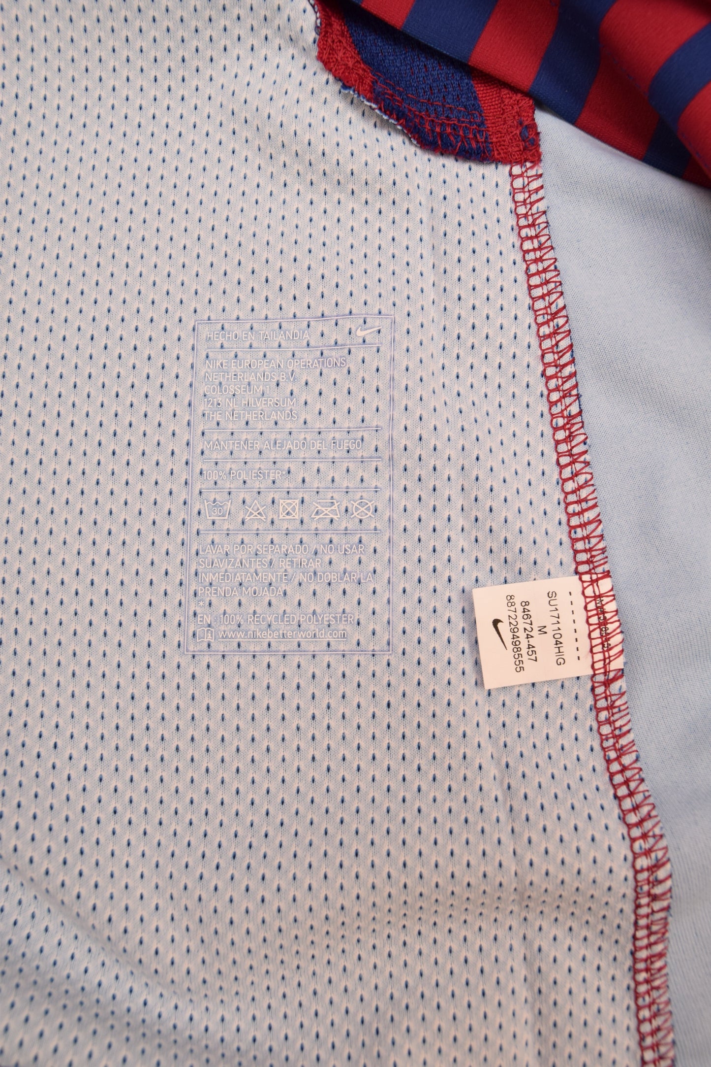 Authentic New FC Barcelona Nike Aeroswift 2016 - 2017 Player's Issue / Edition Away Football Deadstock BNWT Long Sleeve Shirt Size M Unicef Beko Long Sleeves