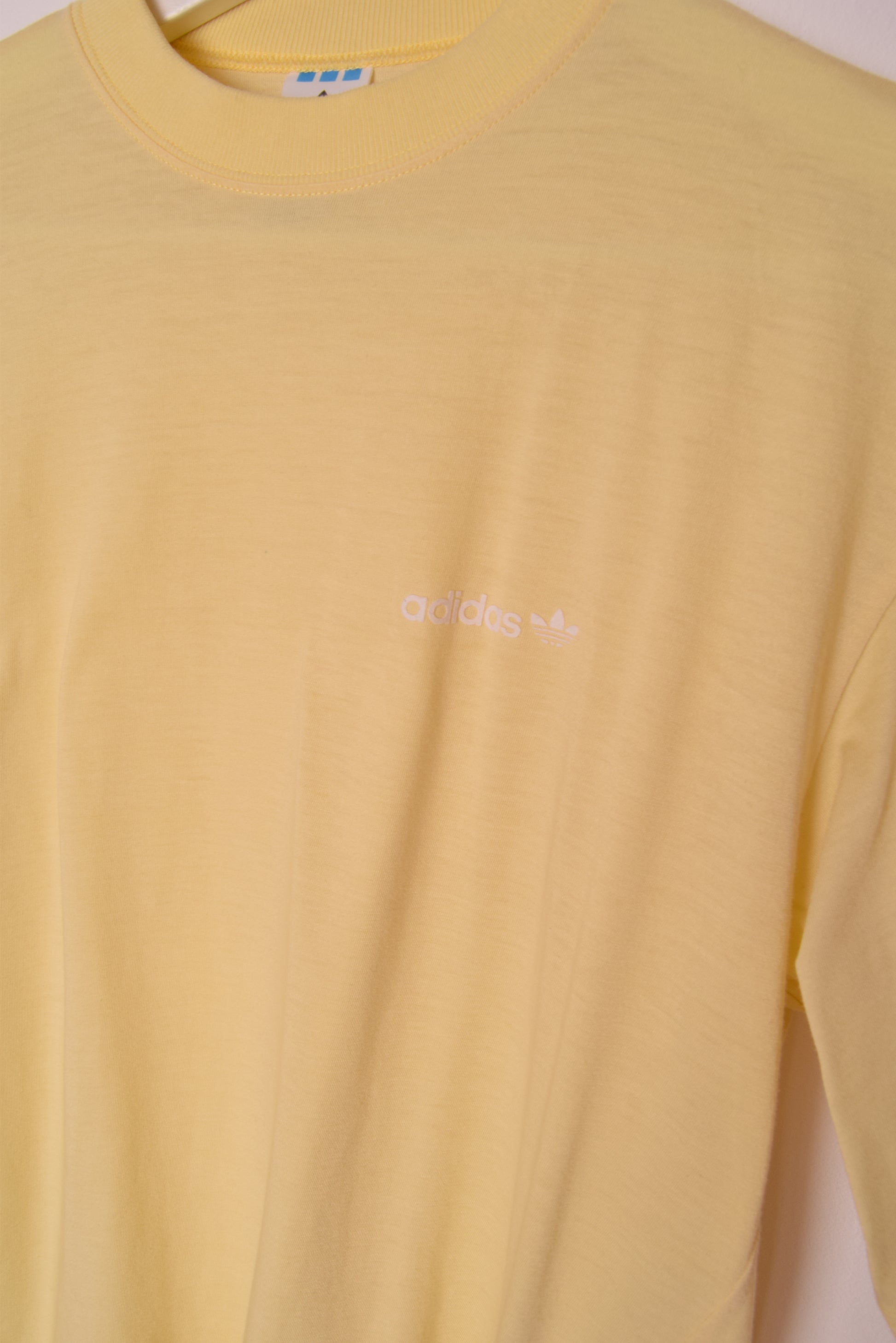 Vintage Adidas 90's T-Shirt