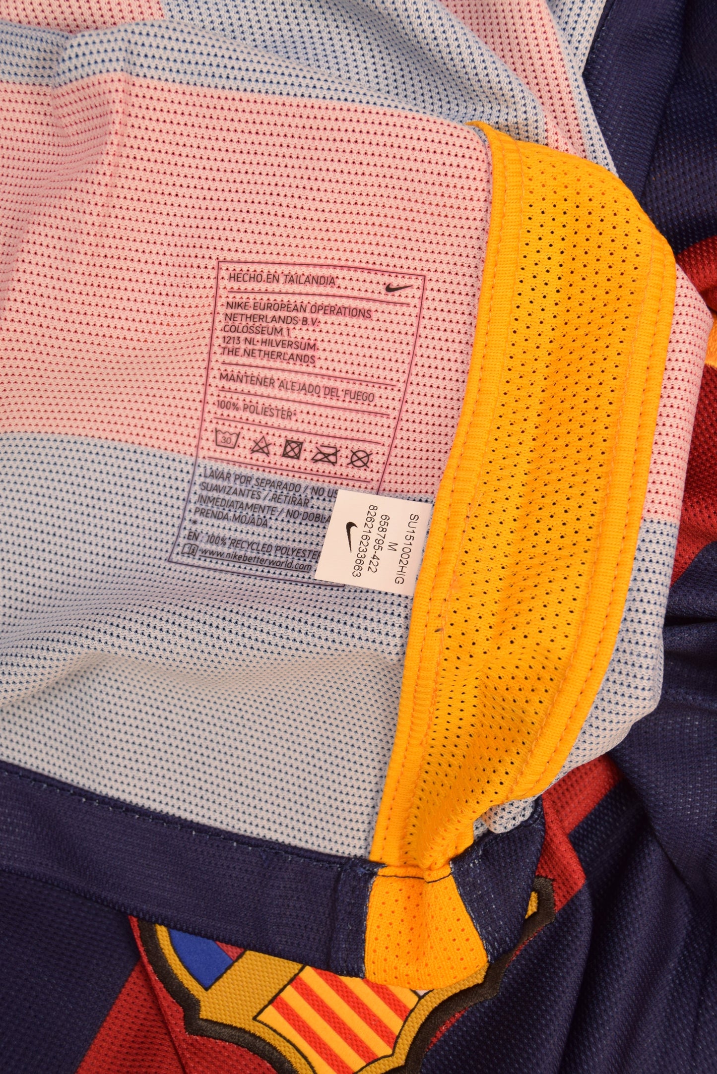 Authentic New FC Barcelona Nike DRI FIT Player's Edition / Issue 2015 - 2016 Home Football Shirt Qatar Airways Unicef BNWT Deadstock Red Blue Size M