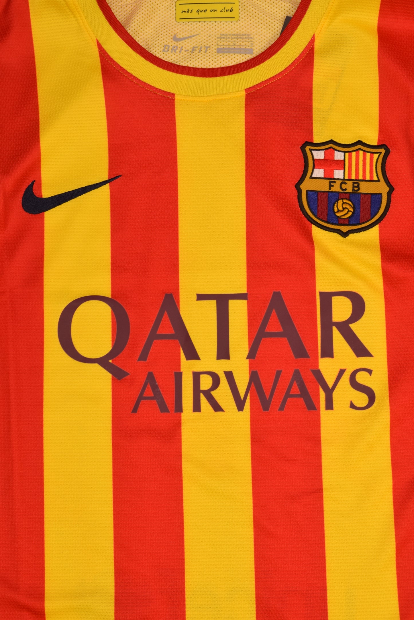 Authentic New Barcelona Nike DRI - FIT Player's Edition / Issue Away 2013-2014 Away Football Shirt Long Sleeve BNWT Deadstock Qatar Airways Unicef Yellow Red Stripes Size L Long Sleeves Dri-Fit