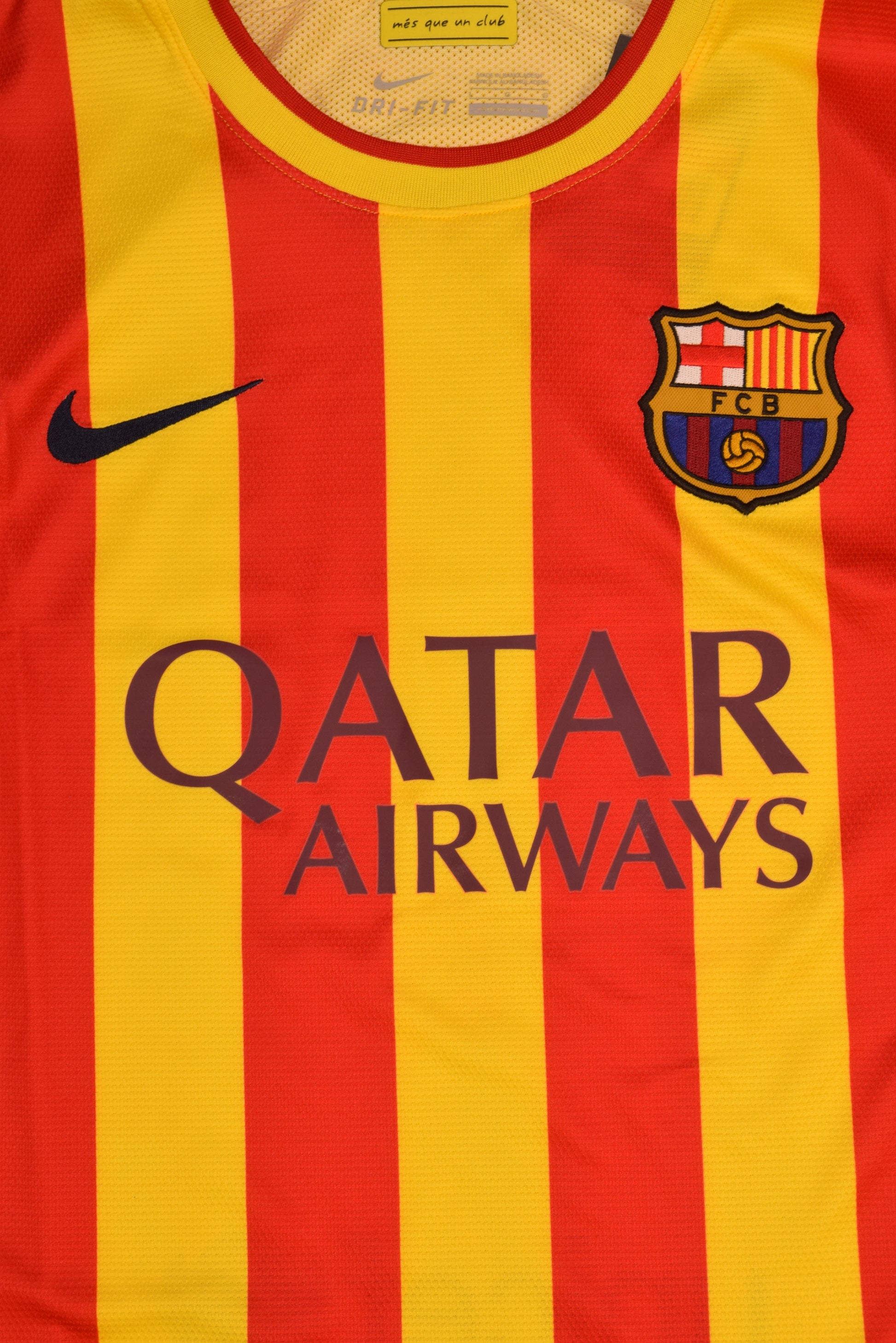Authentic New Barcelona Nike DRI - FIT Player's Edition / Issue Away 2013-2014 Away Football Shirt Long Sleeve BNWT Deadstock Qatar Airways Unicef Yellow Red Stripes Size L Long Sleeves Dri-Fit