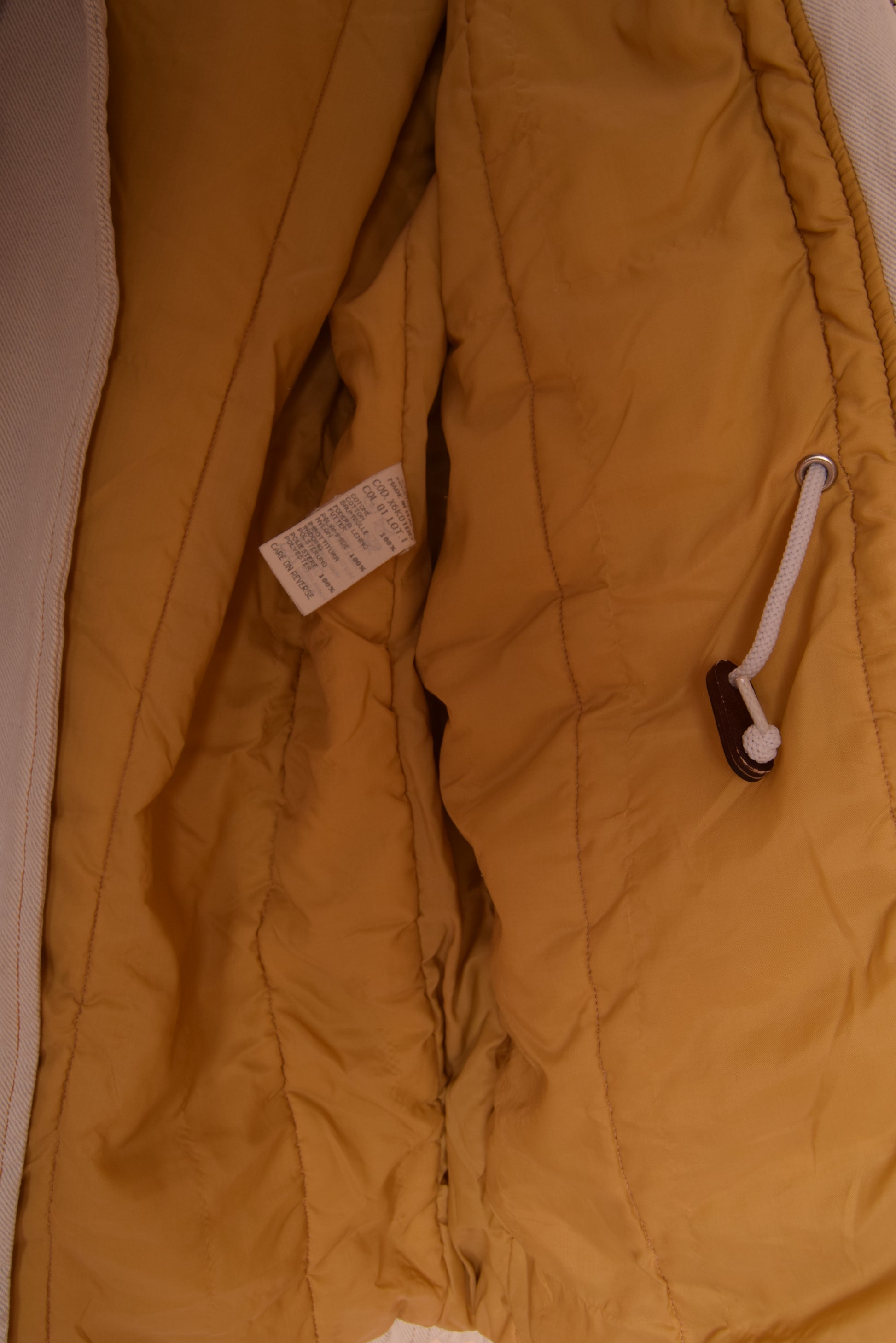 Armani Jeans Worked Fabrics Thick Heavy Jacket White Made in Italy Cotton Size XL