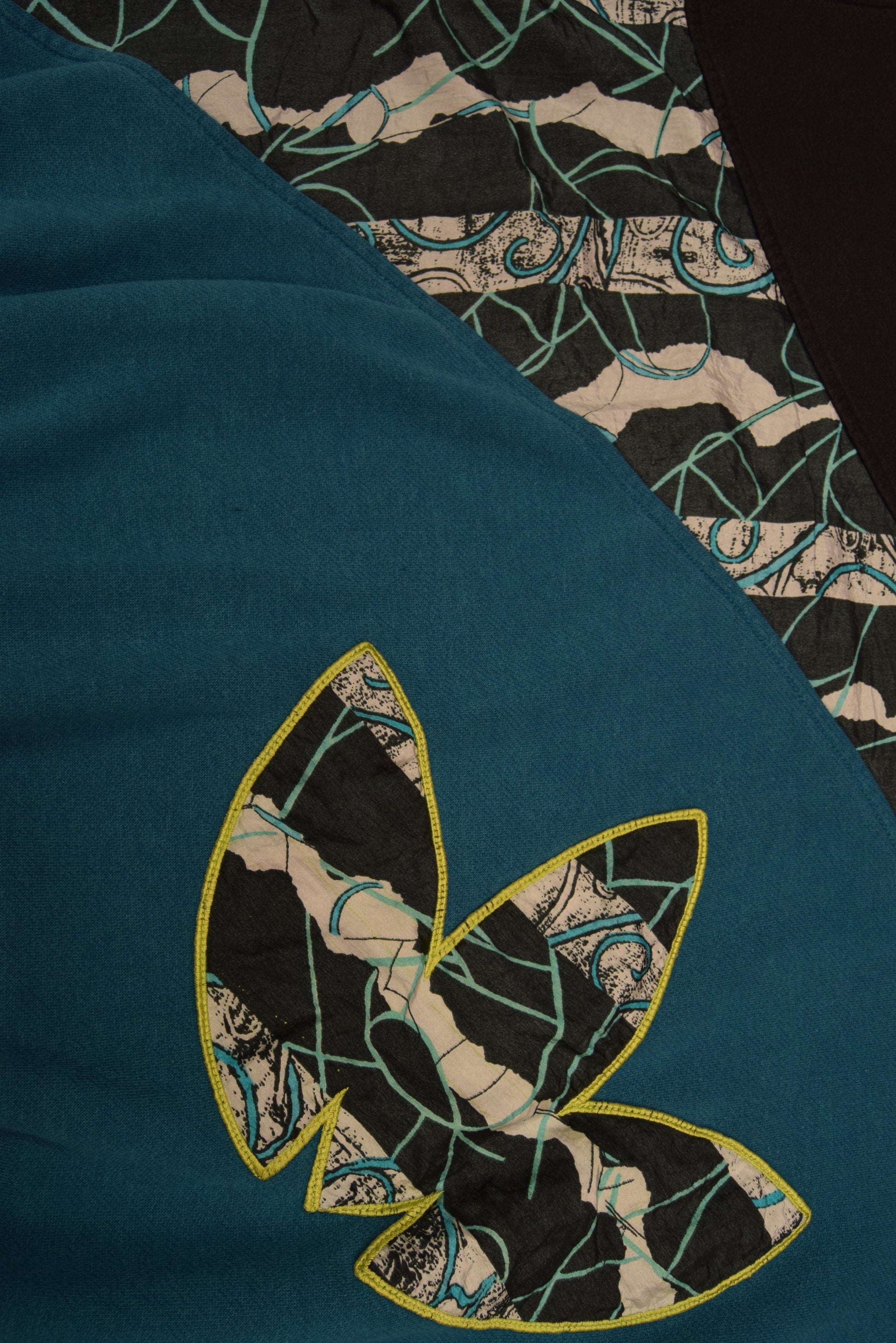 Vintage 90's Adidas Trefoil Sweatshirt Crew Neck Size M Cotton Turquoise