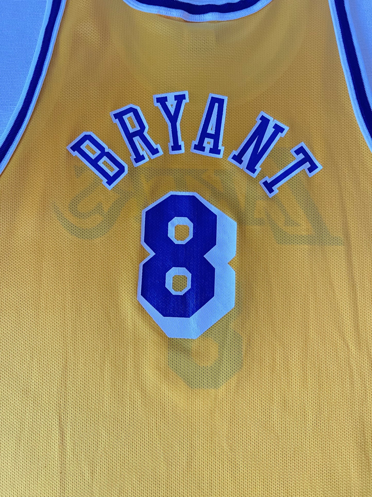 Vintage Kobe Bryant LA Lakers Champion 1996-1998 #8 Home Basketball NBA Jersey Yellow Size XL 48