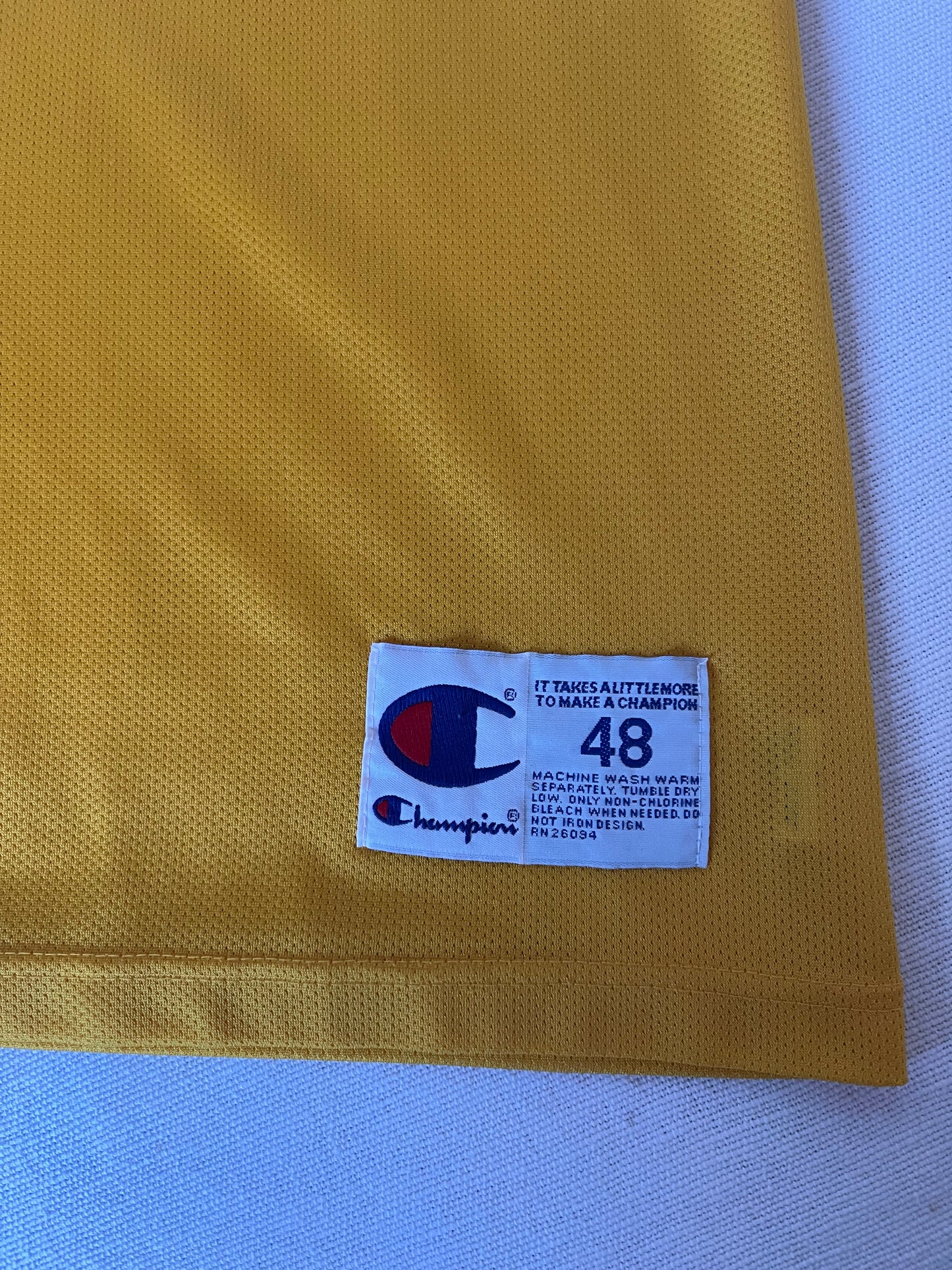 Vintage Kobe Bryant LA Lakers Champion 1996-1998 #8 Home Basketball NBA Jersey Yellow Size XL 48