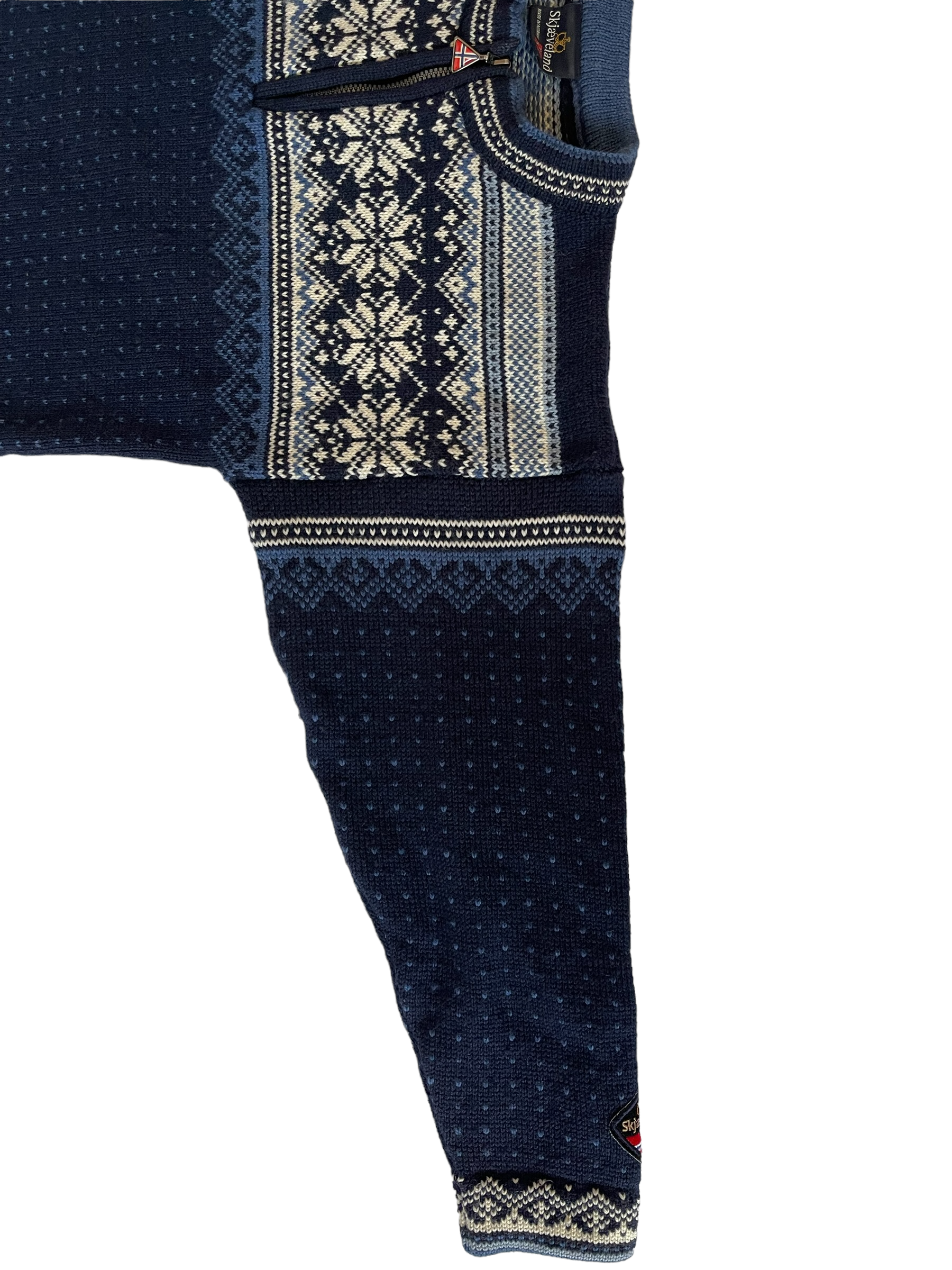 Skjæveland Jumper Made in Norway Pure New Wool Blue Snowflake Size S-M